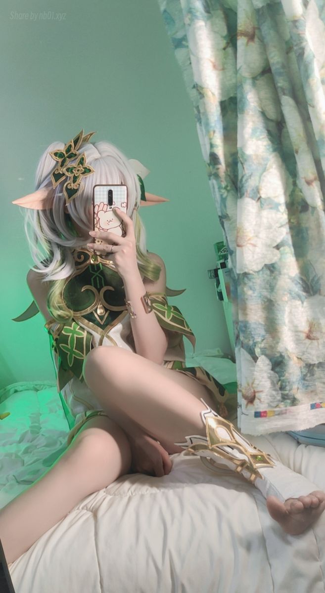 洛桑w伊梓 - 小草神(28P+3V+1Gif_95.0M) - 洛桑w伊梓 - 小草神(28P+3V+1Gif_95