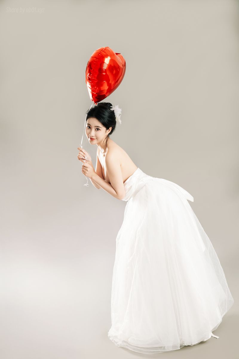 年年Nnian - LOVE 情人节特别篇(80P_312.3M) - 年年Nnian - LOVE 情人节特别篇(80P_312