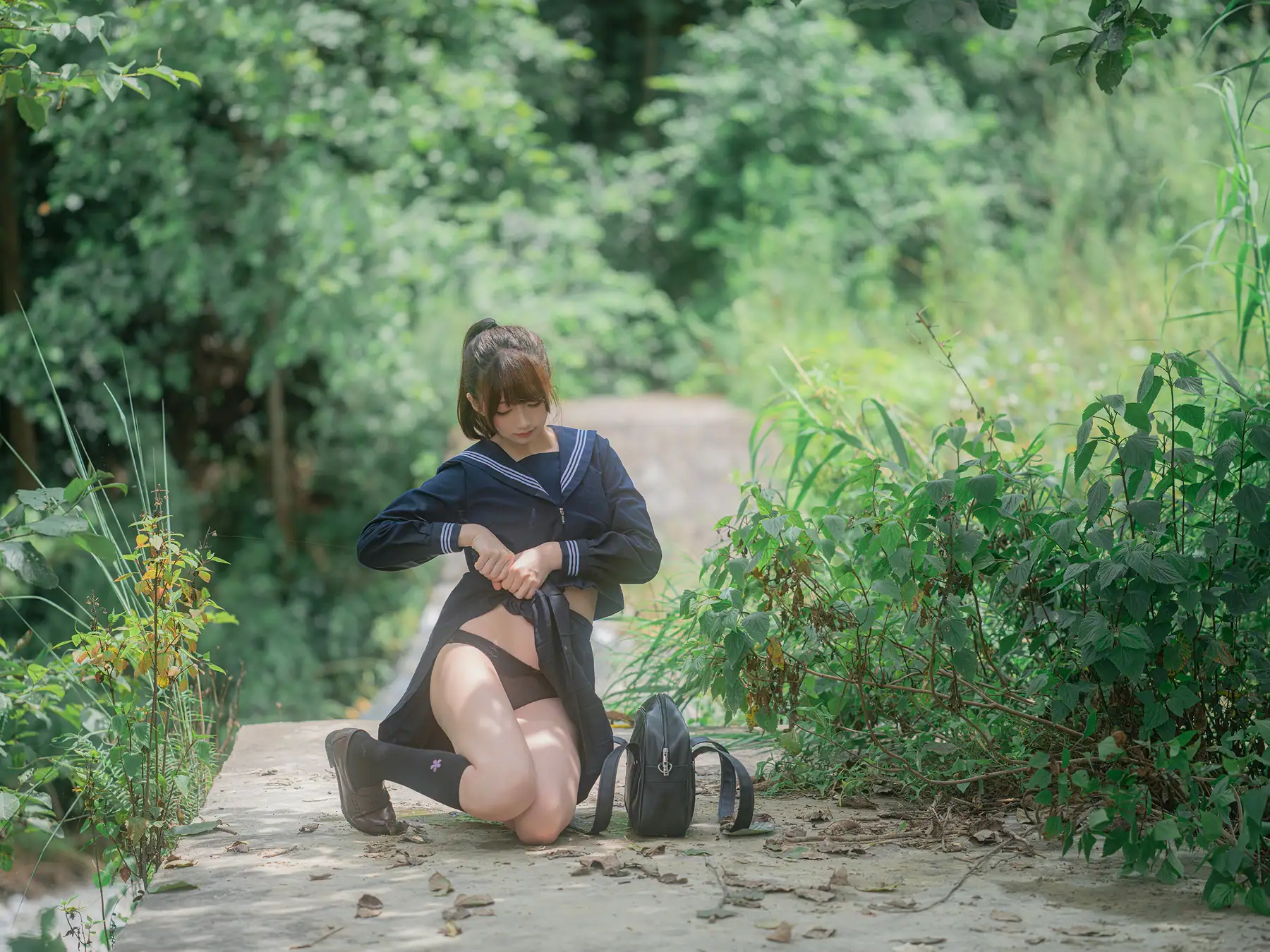 [Fantia]しずくの部屋(魔物喵) - 川で水遊び_797295(110P_178.7M) - [Fantia]しずくの部屋(魔物喵) - 川で水遊び_797295(110P_178