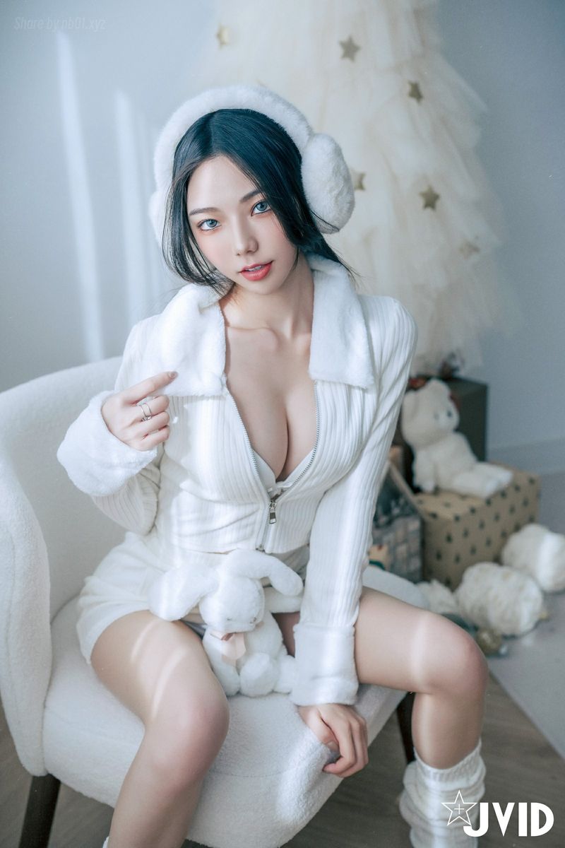 [JVID]啾啾 - 純白性感小公主啾啾降臨(194P+2V_456.9M) - [JVID]啾啾 - 純白性感小公主啾啾降臨(194P+2V_456