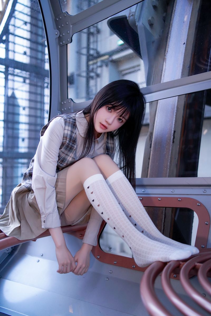 桜桃喵 - 制服摩天轮(27P_359.1M) - 桜桃喵 - 制服摩天轮(27P_359