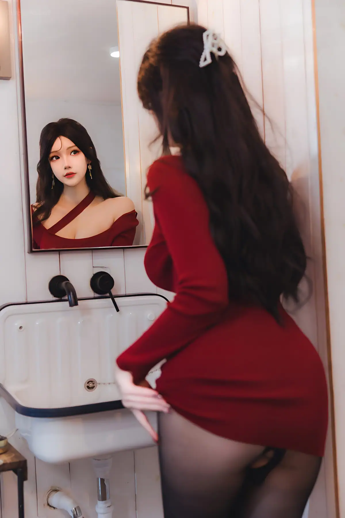 雪晴Astra - 红裙黑丝小娇妻(65P+2V_1.5G) - 雪晴Astra - 红裙黑丝小娇妻(65P+2V_1