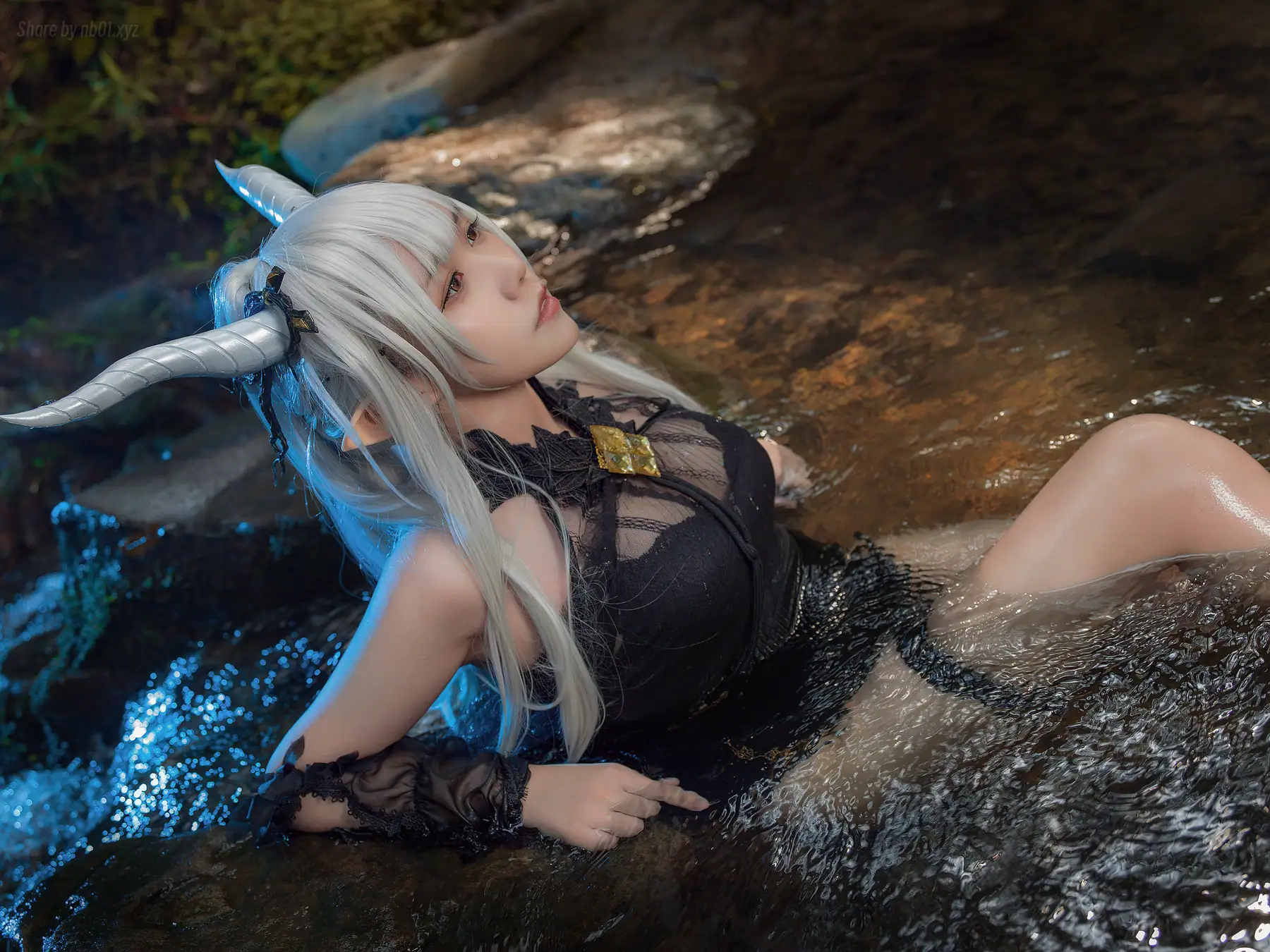 麻花麻花酱 - 闪灵泳装(20P_125.1M) - 麻花麻花酱 - 闪灵泳装(20P_125