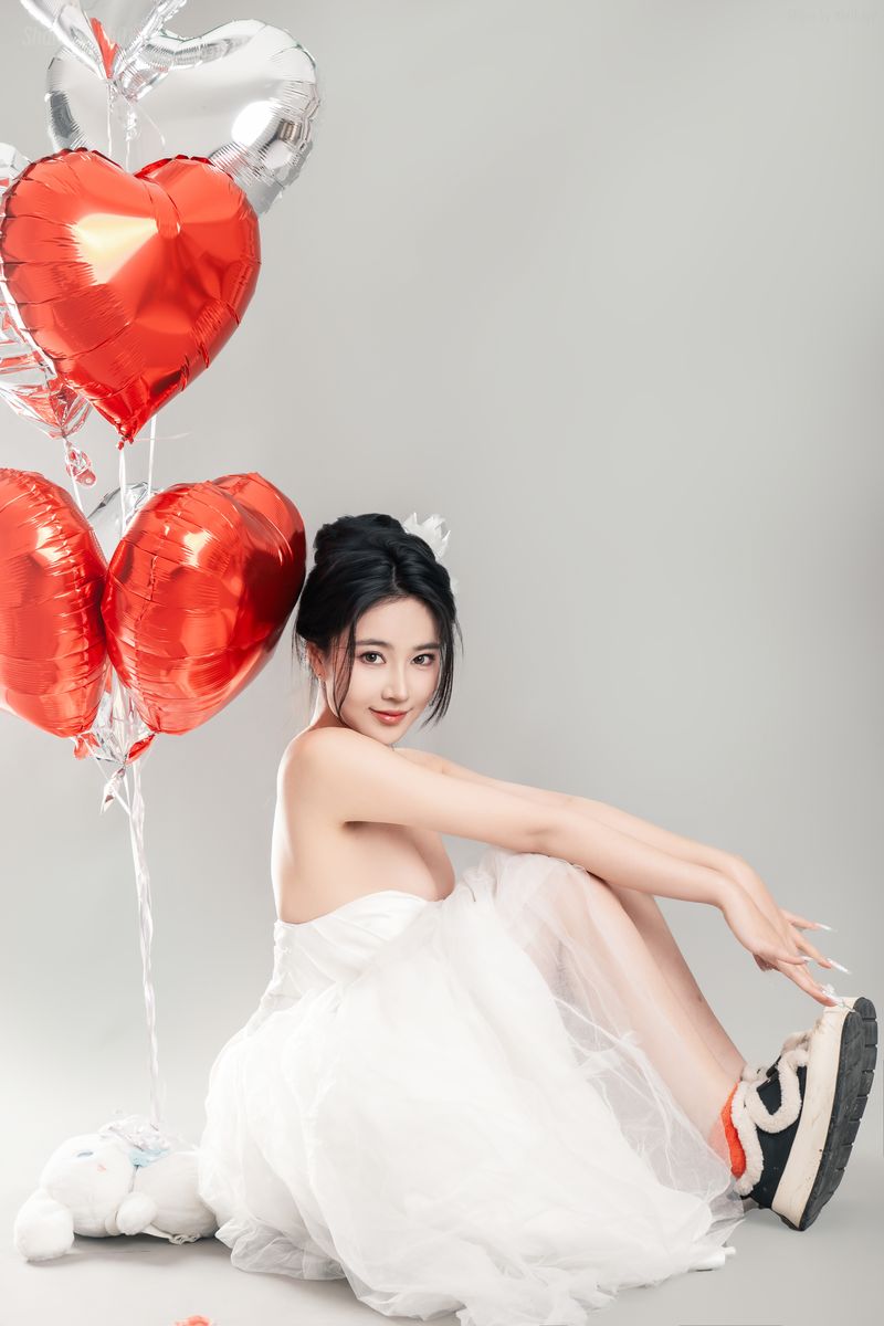 年年Nnian - LOVE 情人节特别篇(80P_312.3M) - 年年Nnian - LOVE 情人节特别篇(80P_312