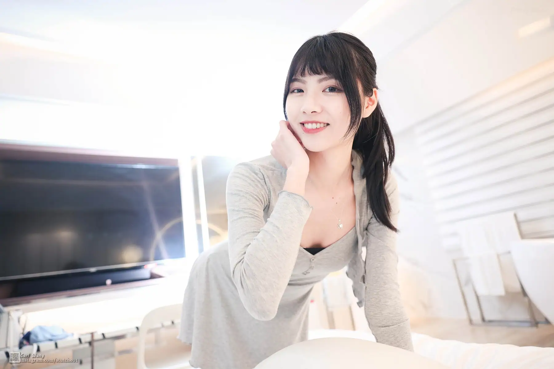 Beautyleg - Yvonne 甜兒性感在床上等你～慢動作輕撫揉腿，快把我撲倒吧！(76P+1V_1.6G) - Beautyleg - Yvonne 甜兒性感在床上等你～慢動作輕撫揉腿，快把我撲倒吧！(76P+1V_1