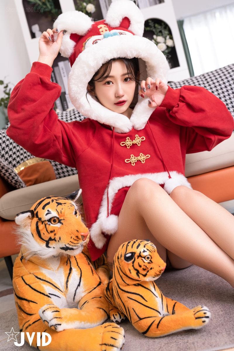 [JVID]肉包Mini -『肉包子打虎🐯』淫新春⛩️謹賀新年 《粉嫩露鮑稀有尺度下空隱藏版月刊賀歲收錄》(103P+1V_341.3M) - [JVID]肉包Mini -『肉包子打虎🐯』淫新春⛩️謹賀新年 《粉嫩露鮑稀有尺度下空隱藏版月刊賀歲收錄》(103P+1V_341