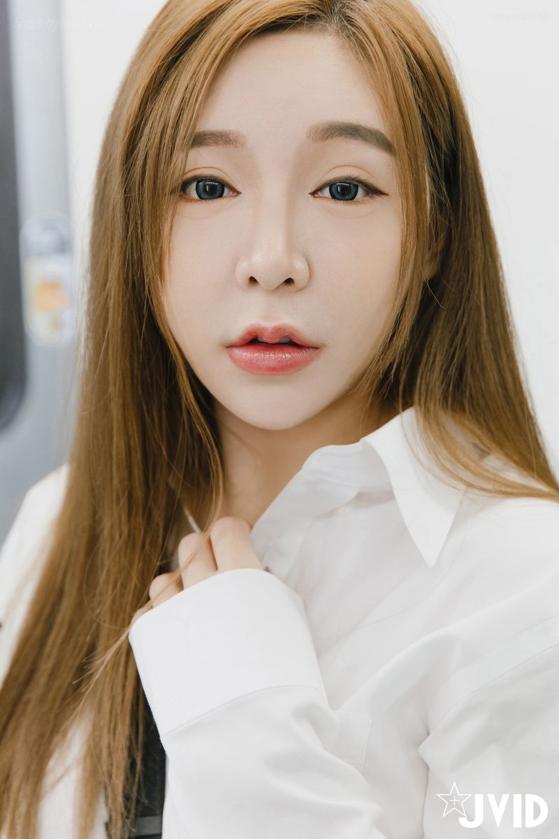 [JVID]本壘奈 - 捷運巧遇爆乳學生妹本壘奈(117P+1V_416.9M) - [JVID]本壘奈 - 捷運巧遇爆乳學生妹本壘奈(117P+1V_416