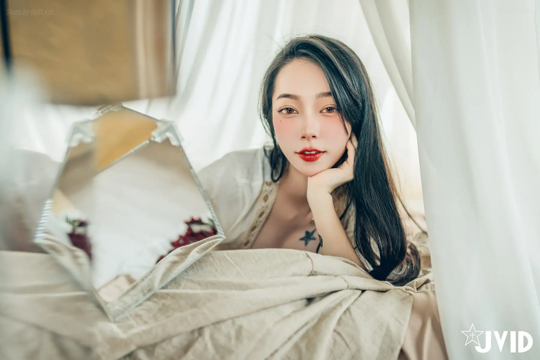 [JVID]飄飄哥 - 🔞巨乳飄飄女神精心打造的誠意寫真🤤，動漫般的完美身材，還有超可愛的神祕客串喔❤️(169P+1V_208.5M) - [JVID]飄飄哥 - 🔞巨乳飄飄女神精心打造的誠意寫真🤤，動漫般的完美身材，還有超可愛的神祕客串喔❤️(169P+1V_208