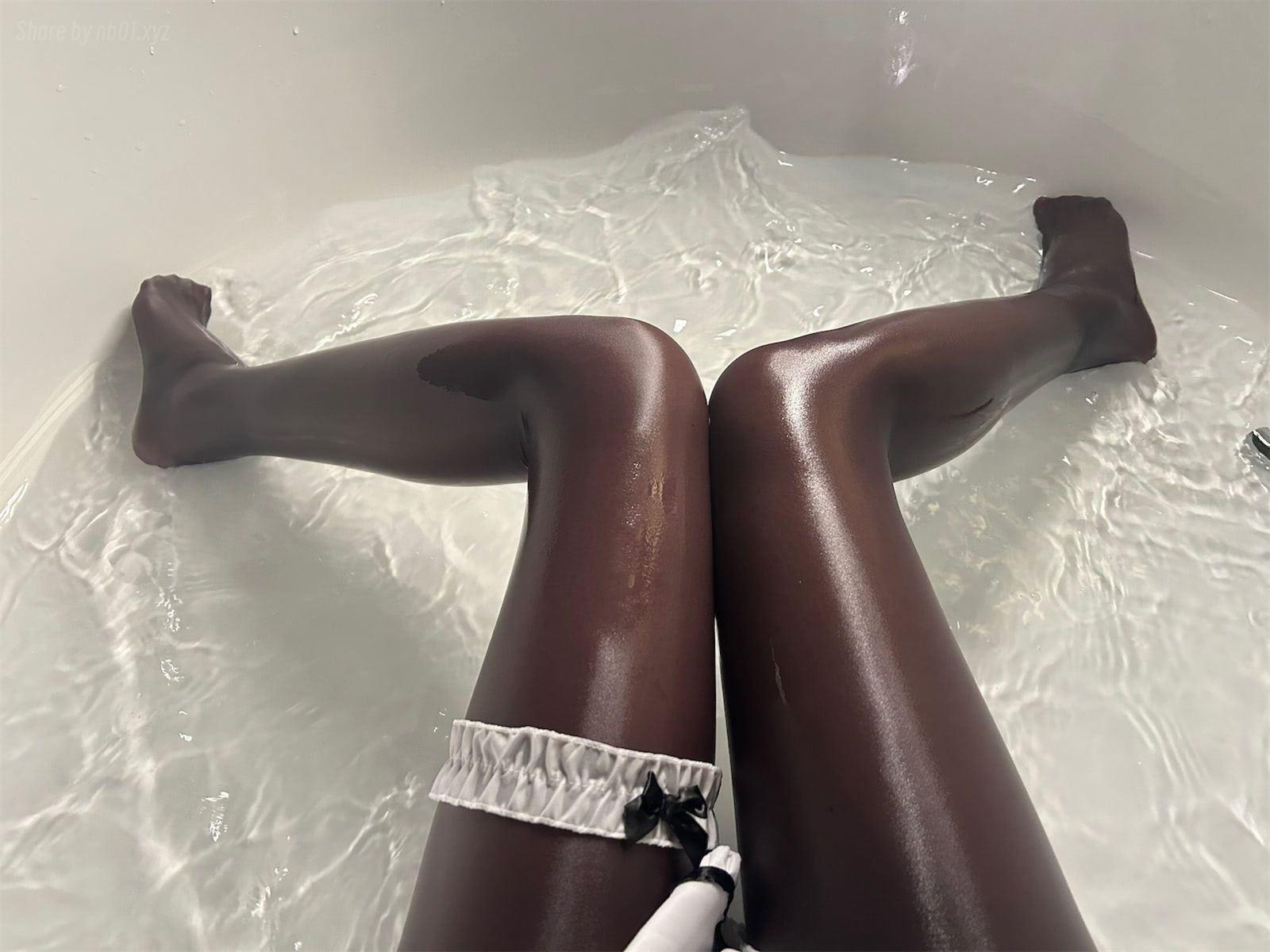 轩萧学姐 - 连体丝女仆(90P_179.3M) - 轩萧学姐 - 连体丝女仆(90P_179