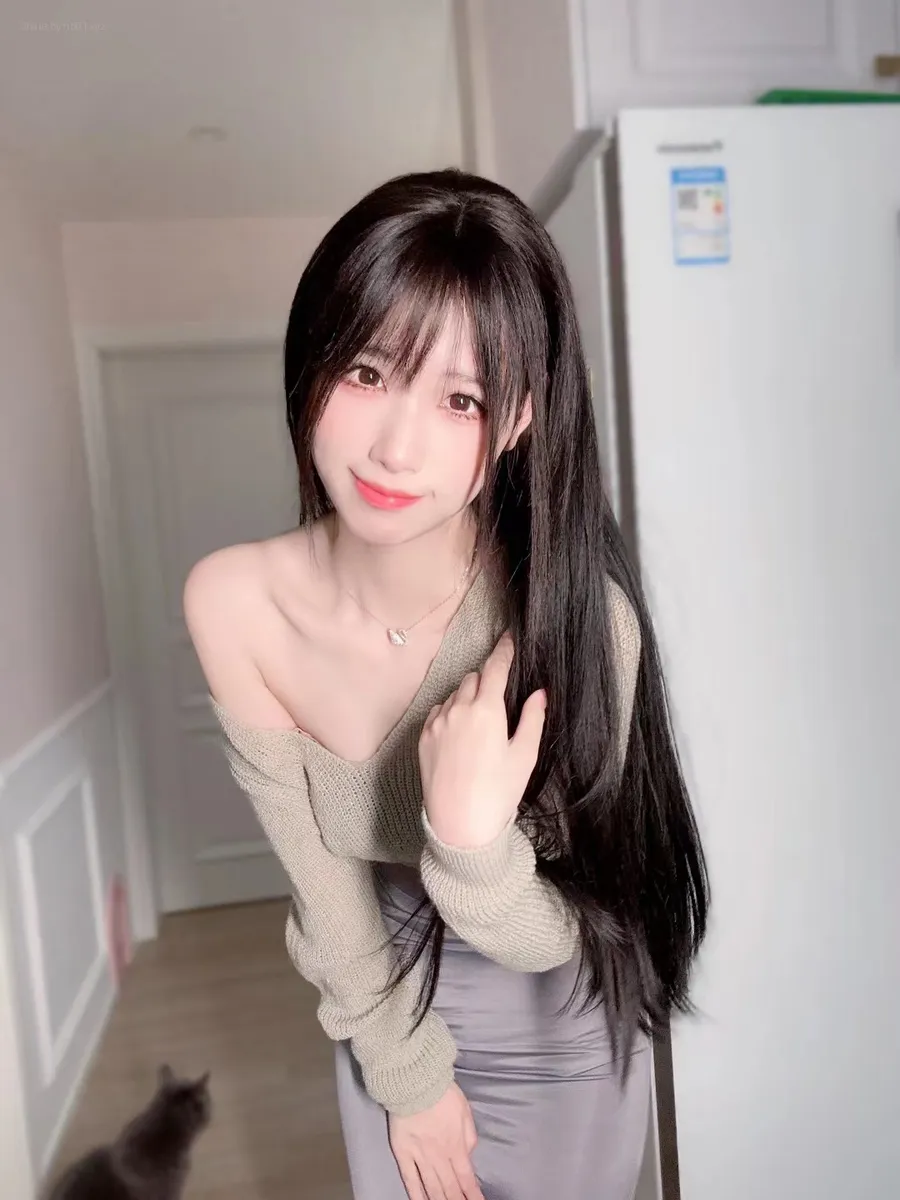 草莓粥粥 - 2023-04月舰长福利(32P_12.1M) - 草莓粥粥 - 2023-04月舰长福利(32P_12