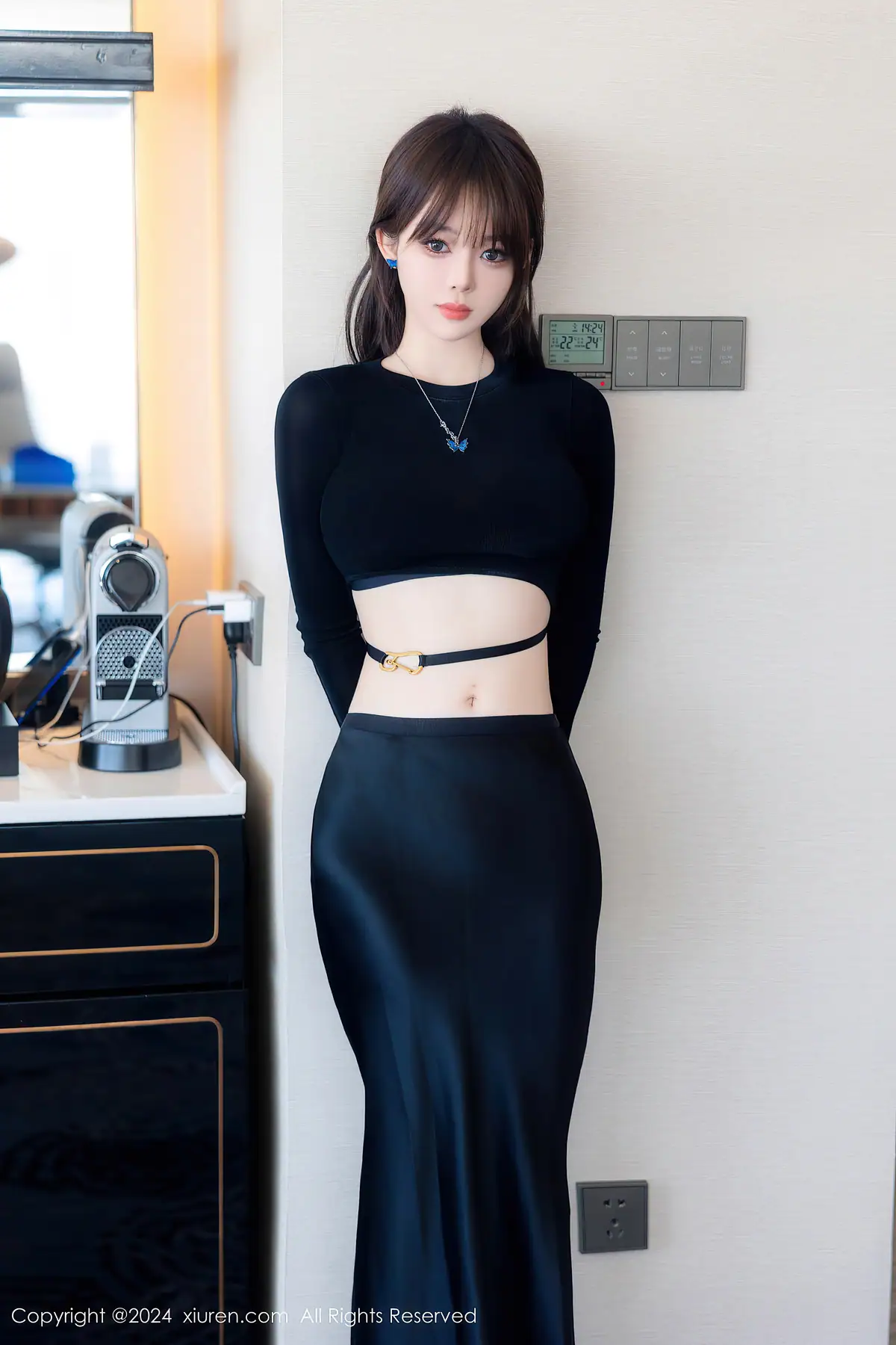 XIUREN No.8661 奶瓶(84P_351.7M) - XIUREN No