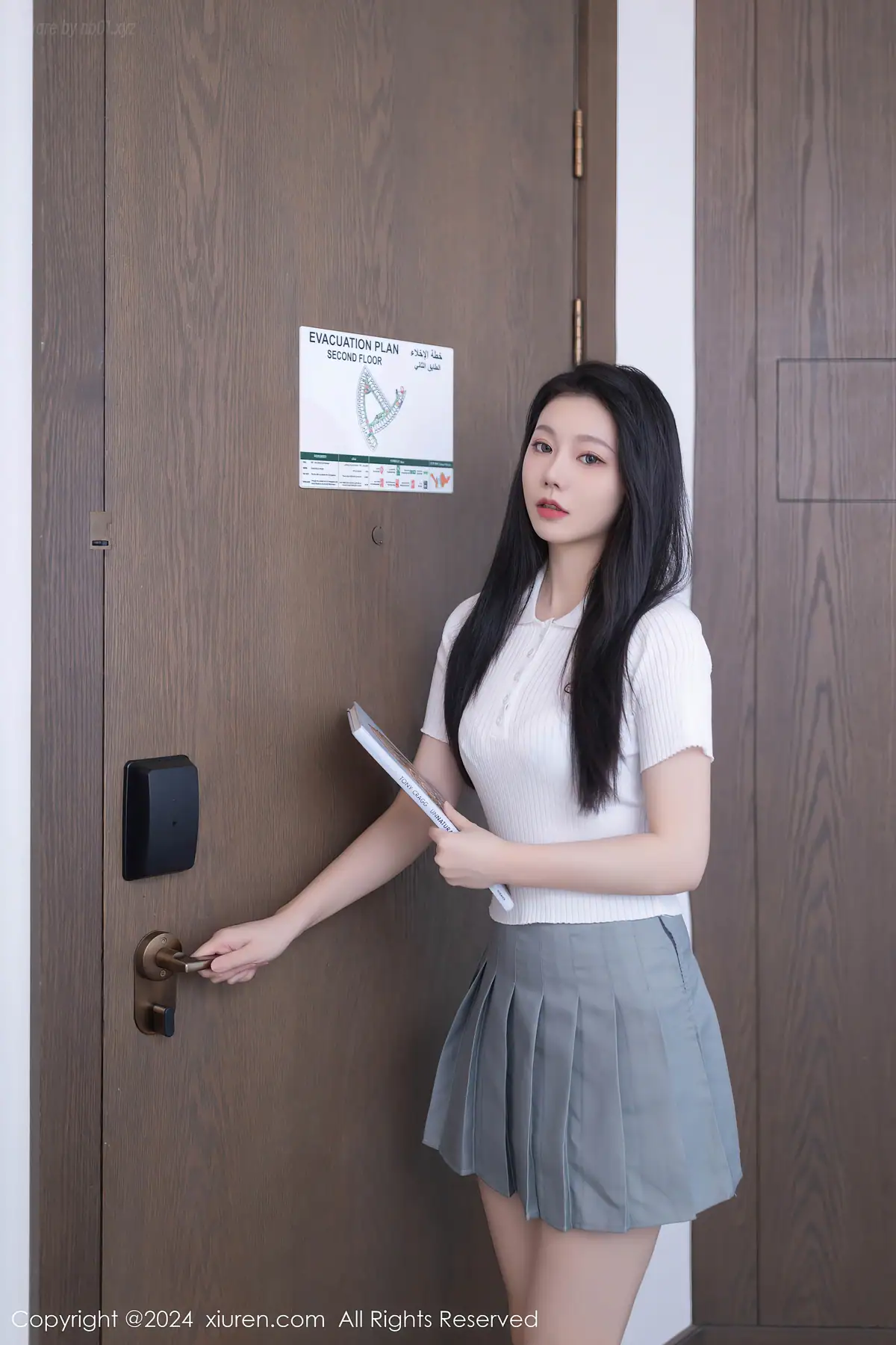 XIUREN No.8649 安然anran(81P_287.3M) - XIUREN No