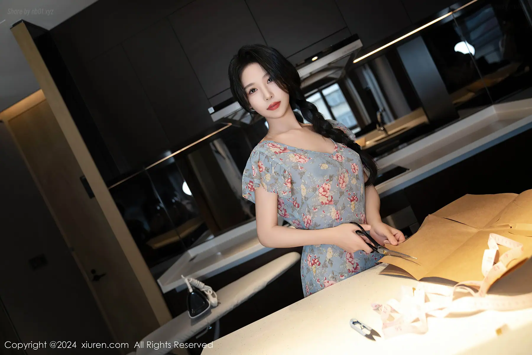 XIUREN No.8704 利世(81P_93.4M) - XIUREN No