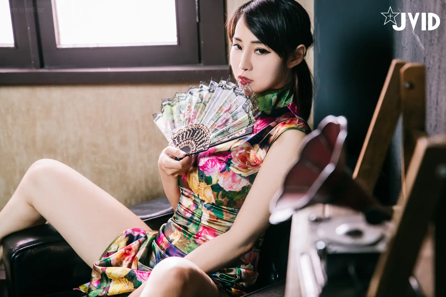 [JVID]Lele 樂樂 - 性感女神樂樂旗袍裝(34P_258.6M) - [JVID]Lele 樂樂 - 性感女神樂樂旗袍裝(34P_258