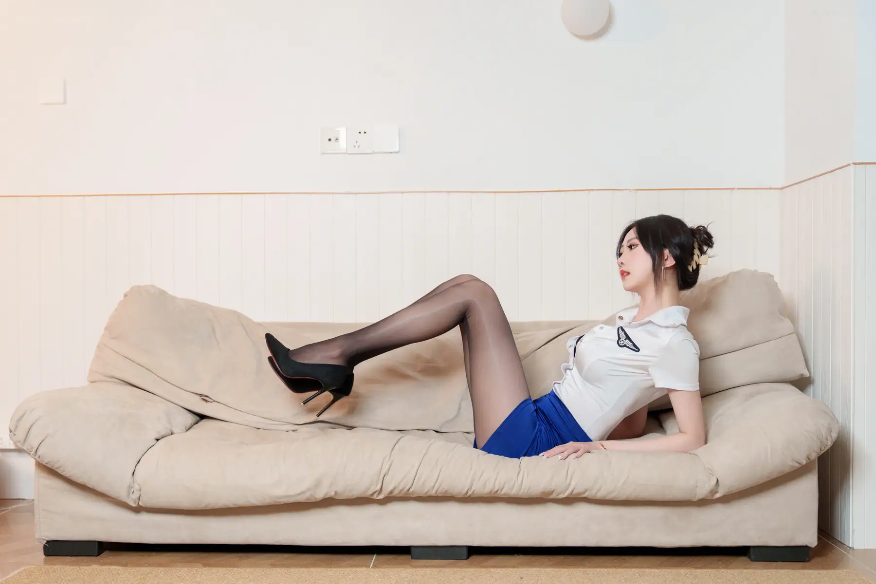 芋圆侑子 - 空姐(34P+1V_135.1M) - 芋圆侑子 - 空姐(34P+1V_135