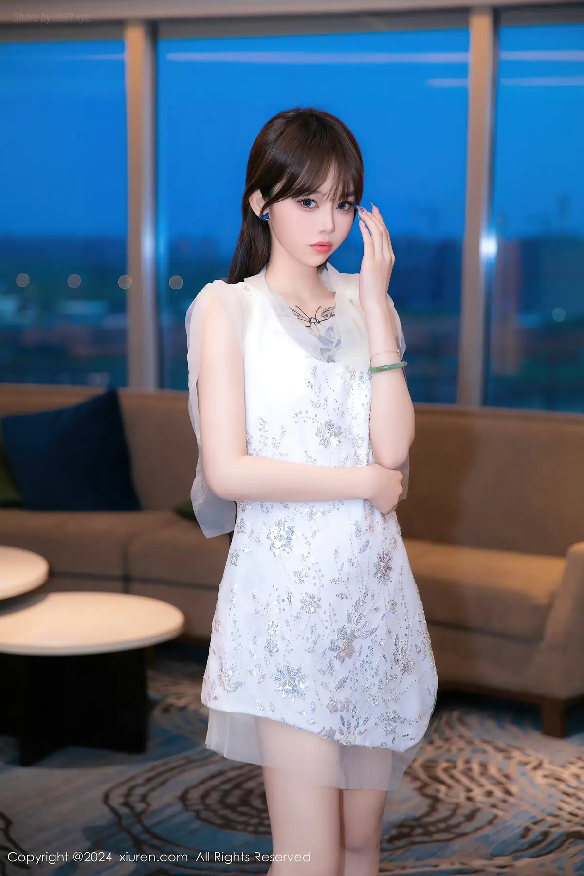 XIUREN No.8696 奶瓶(82P_109.8M) - XIUREN No