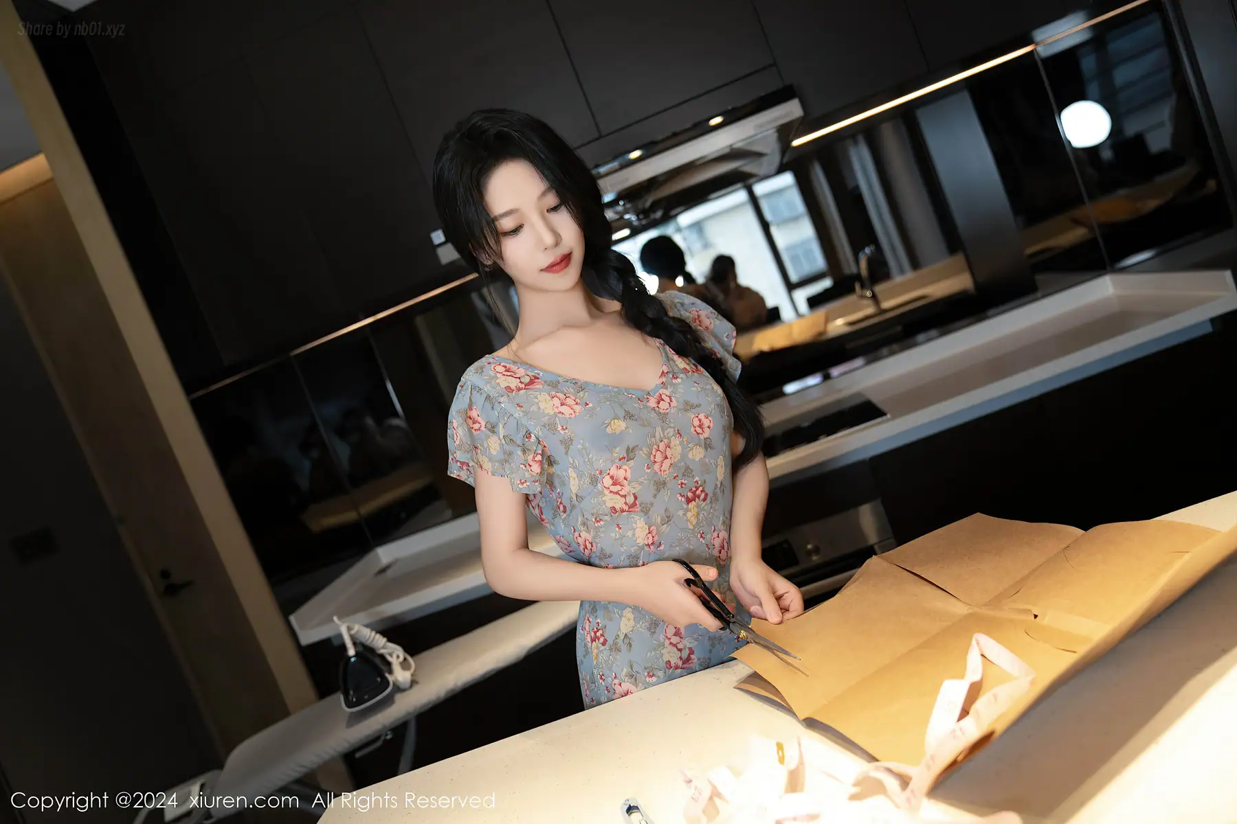 XIUREN No.8704 利世(81P_93.4M) - XIUREN No