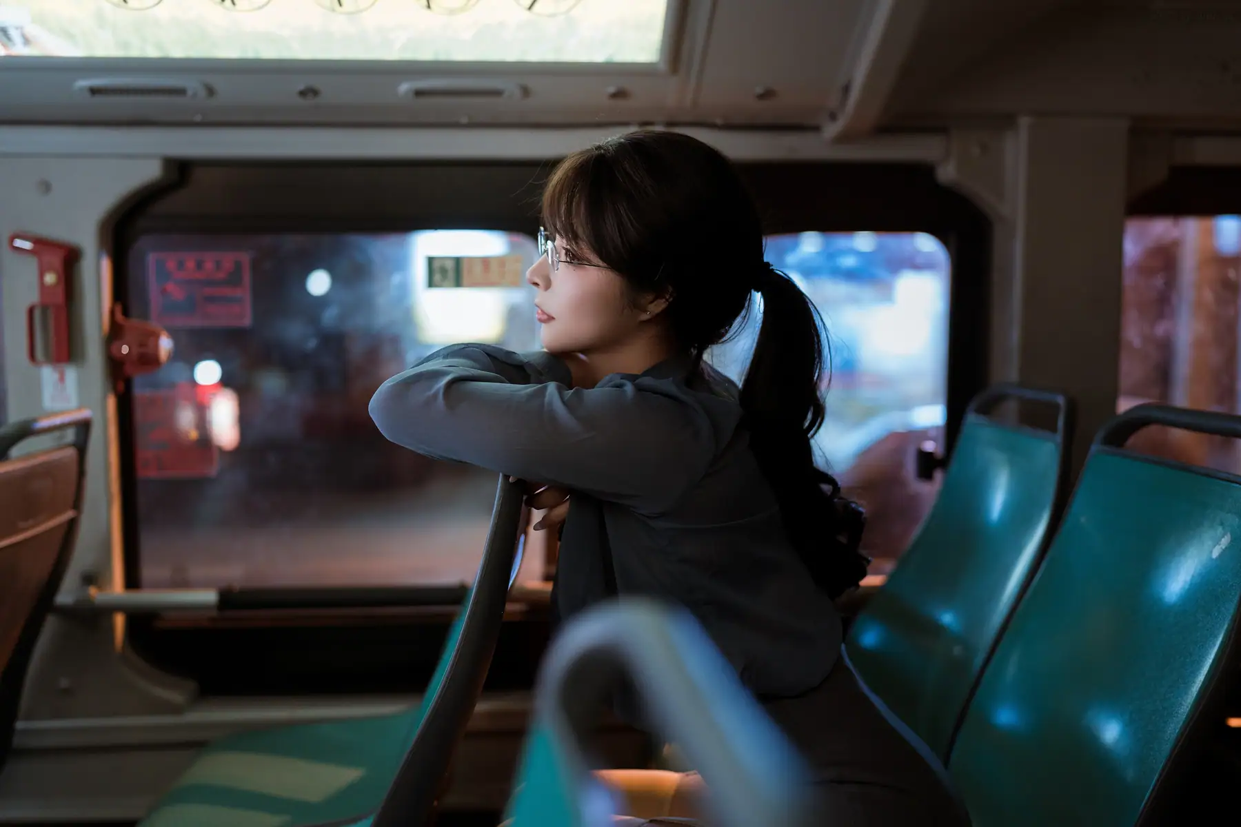 yuuhui玉汇 - 夜班族(148P+1V_1.2G) - yuuhui玉汇 - 夜班族(148P+1V_1