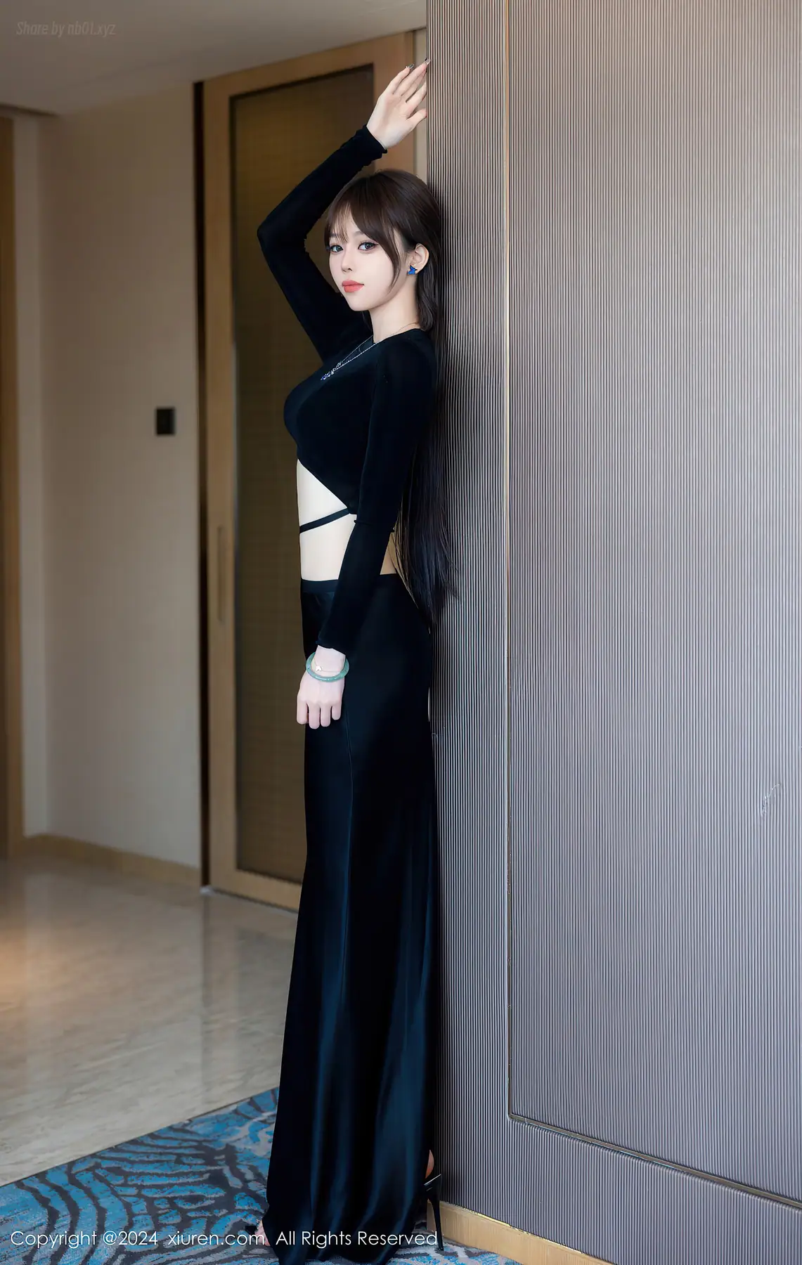 XIUREN No.8661 奶瓶(84P_351.7M) - XIUREN No