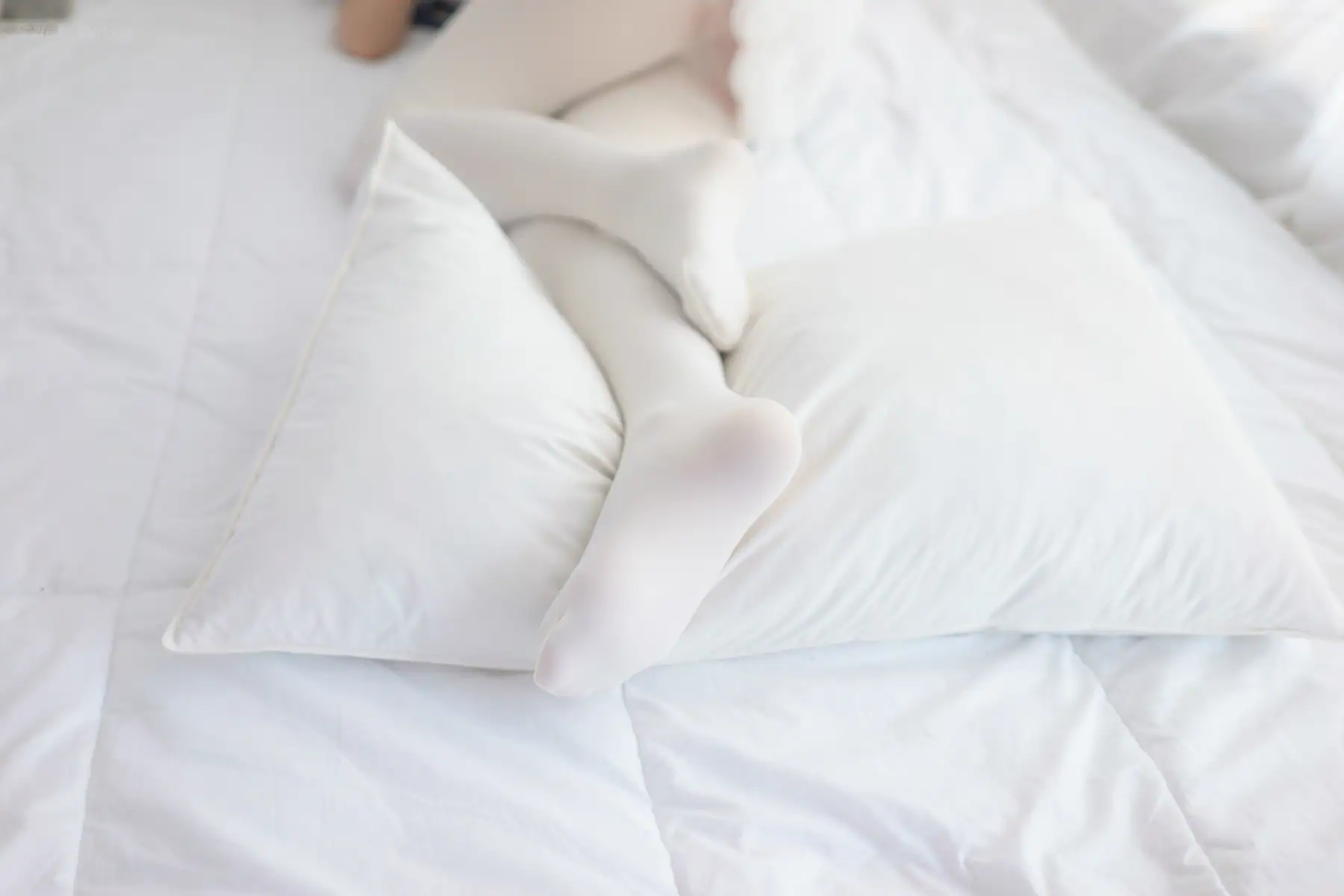 喵写真 - VOL.005 可爱熊女孩白丝(52P_199.9M) - 喵写真 - VOL