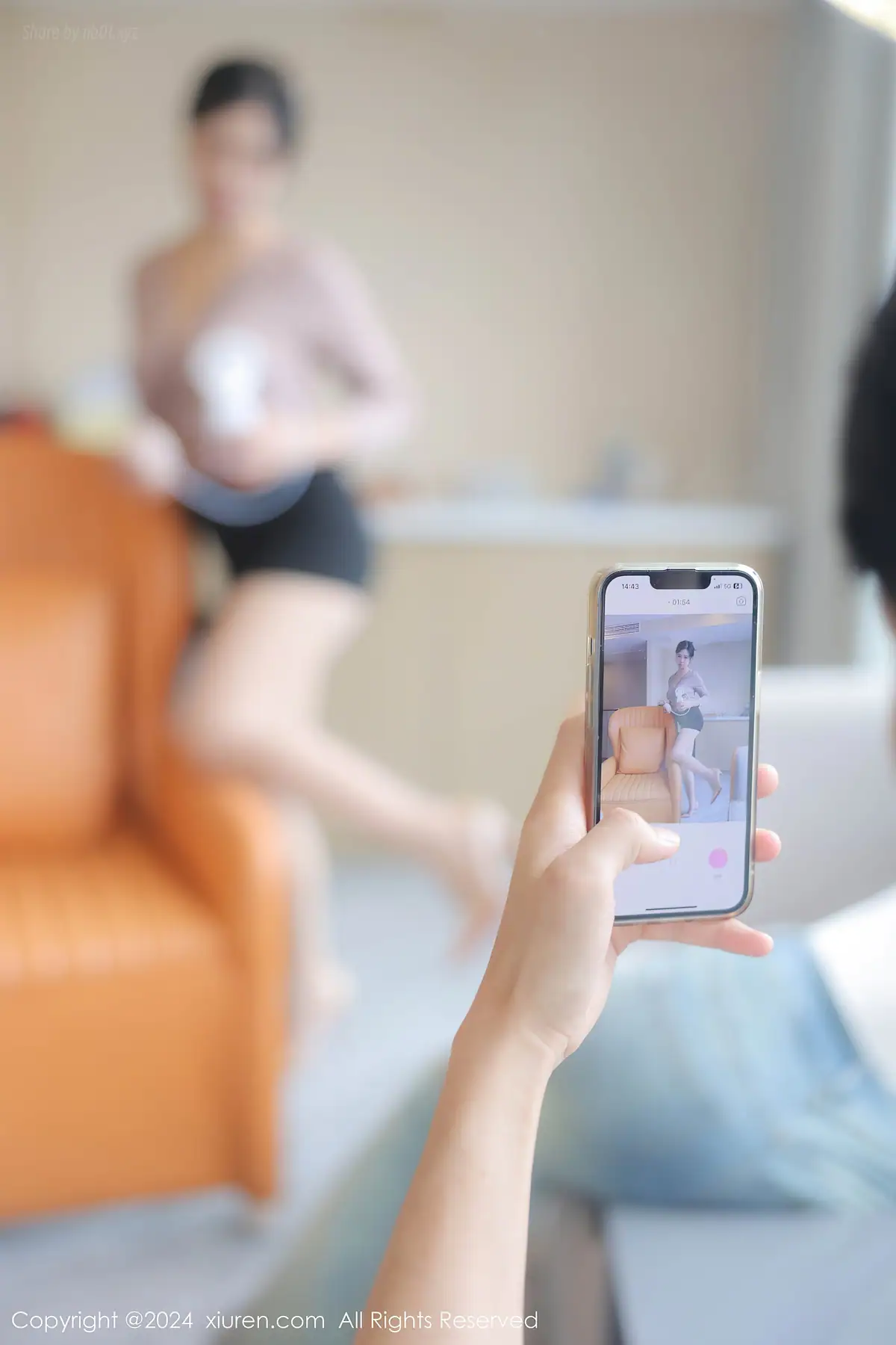 XIUREN No.8798 金小依(77P_71.4M) - XIUREN No