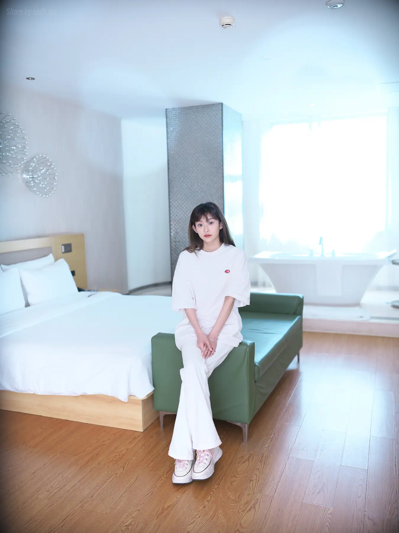 国模 - 希威社 極品 私拍 4K 套圖(608P_2.3G) - 国模 - 希威社 極品 私拍 4K 套圖(608P_2