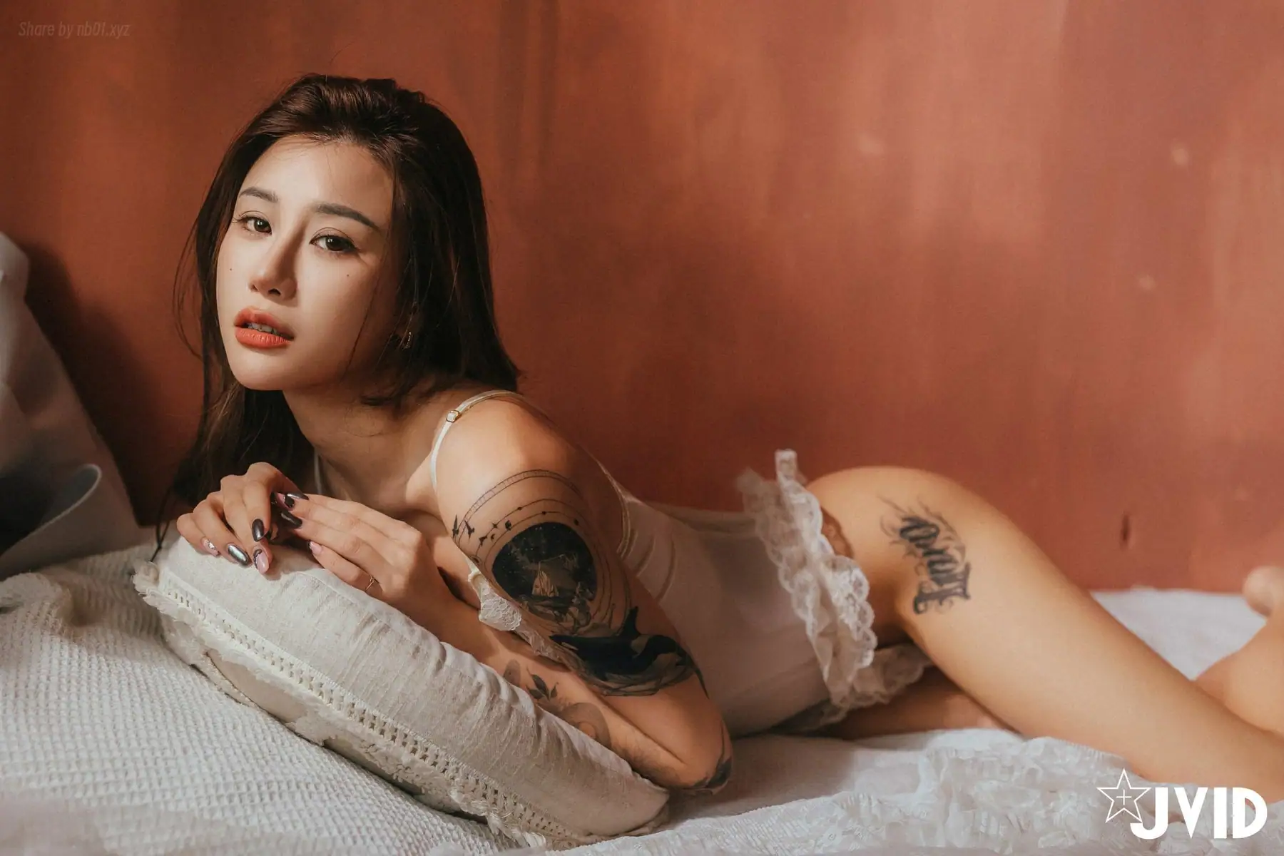 [JVID]Lara 雙囍 - 獨留的時光 與雙囍纏綿在浪漫花房的情緒與身體交流(159P_71.5M) - [JVID]Lara 雙囍 - 獨留的時光 與雙囍纏綿在浪漫花房的情緒與身體交流(159P_71