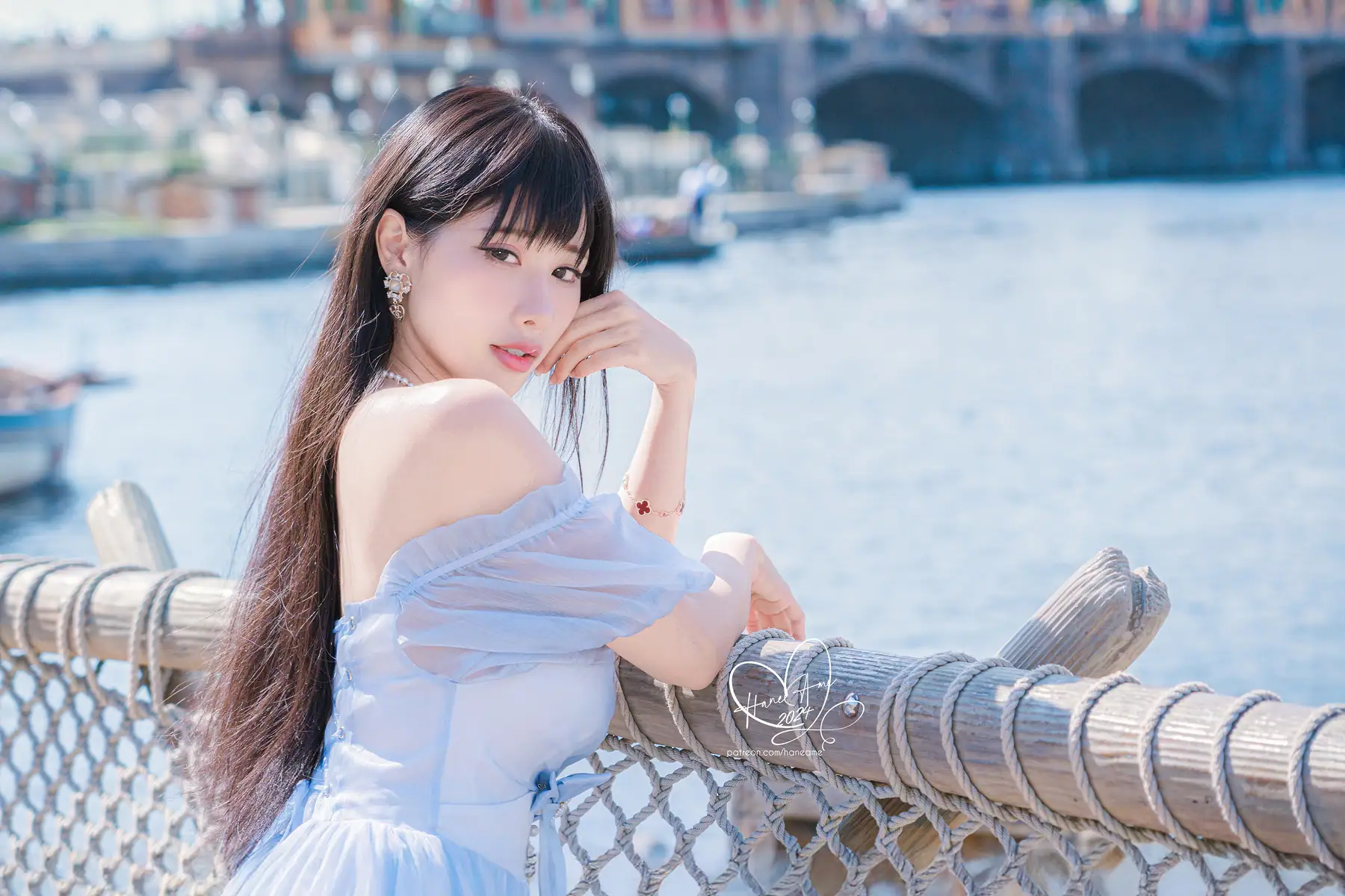 水淼 - 2025-04月订阅_原創日常 在逃公主波波(39P+8V_127.7M) - 水淼 - 2025-04月订阅_原創日常 在逃公主波波(39P+8V_127