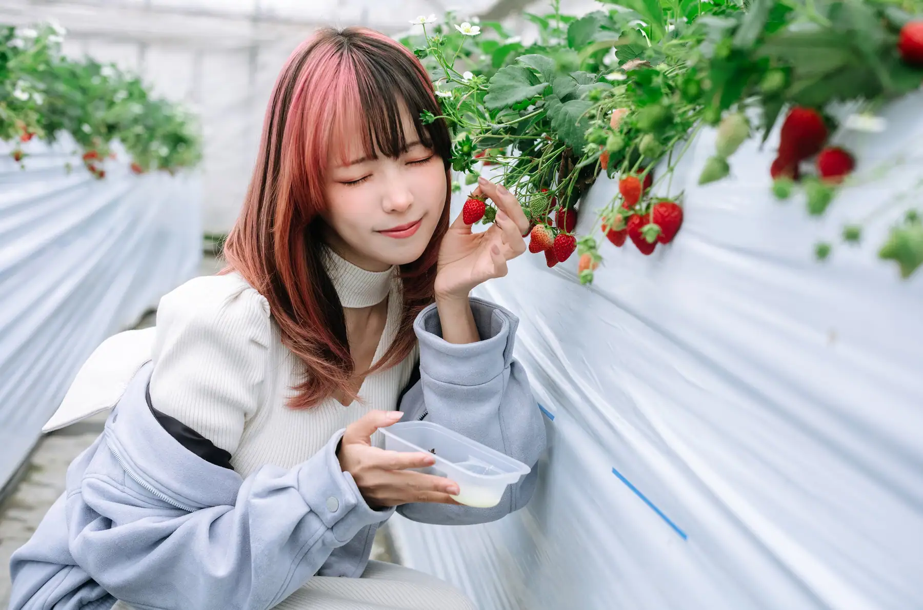 Ely_eee(ElyEE子) - Strawberry Picking Date(34P+2V_114.4M) - Ely_eee(ElyEE子) - Strawberry Picking Date(34P+2V_114