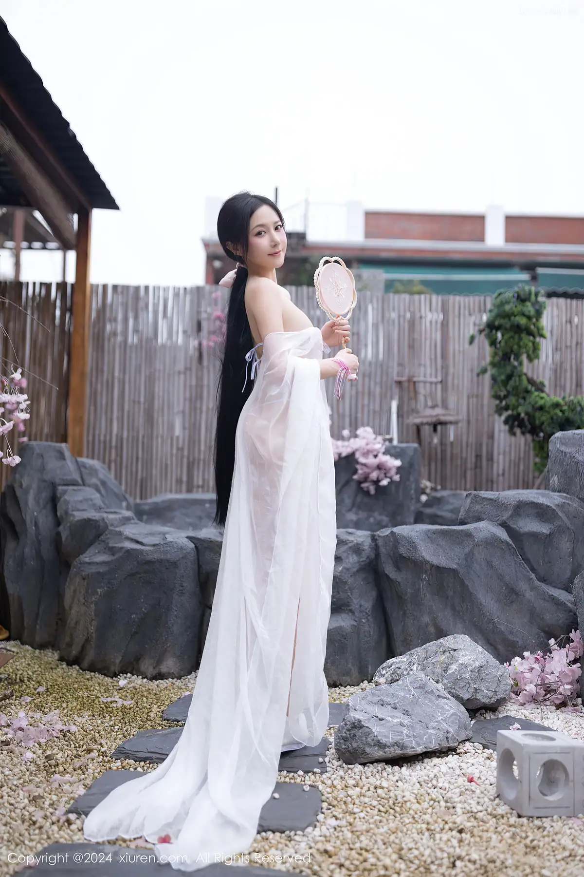 XIUREN No.8927 鱼子酱Fish(81P_133.4M) - XIUREN No