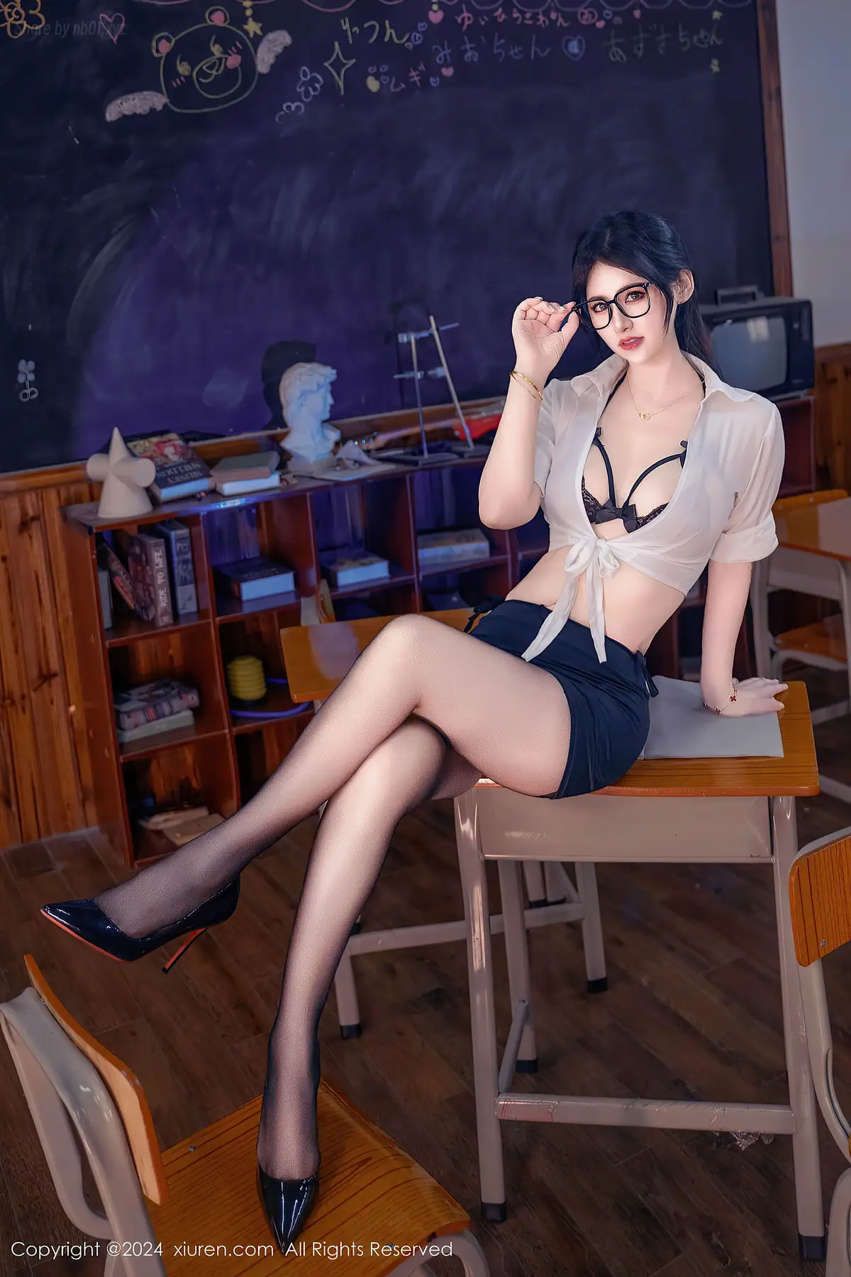 XIUREN No.9130 诗诗kiki(89P_159.8M) - XIUREN No