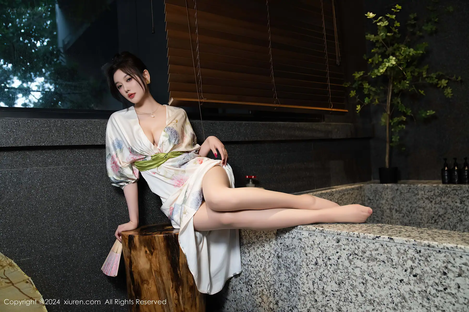 XIUREN No.9470 Yang Chen Chen(杨晨晨Yome)(100P_268.1M) - XIUREN No