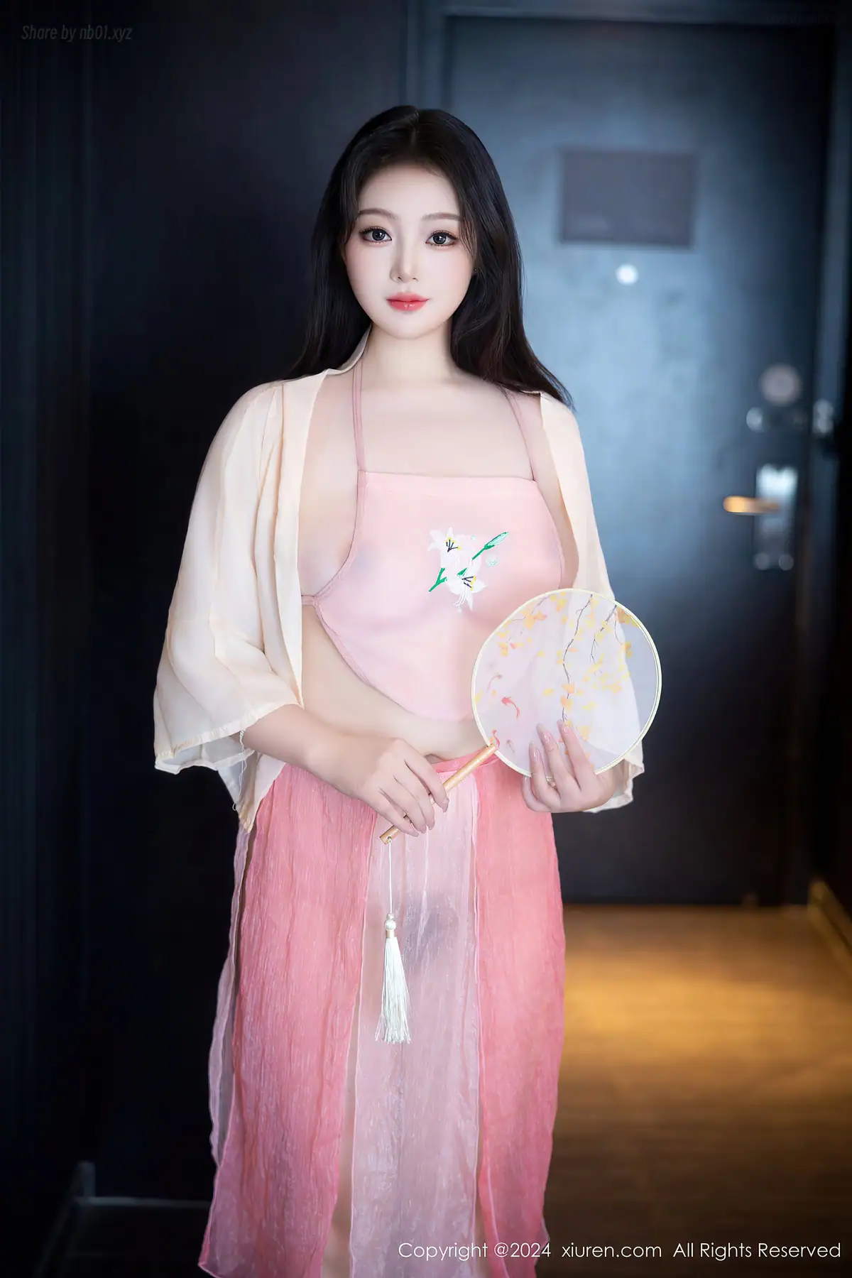 XIUREN No.9211 潘多拉哦(60P_69.7M) - XIUREN No