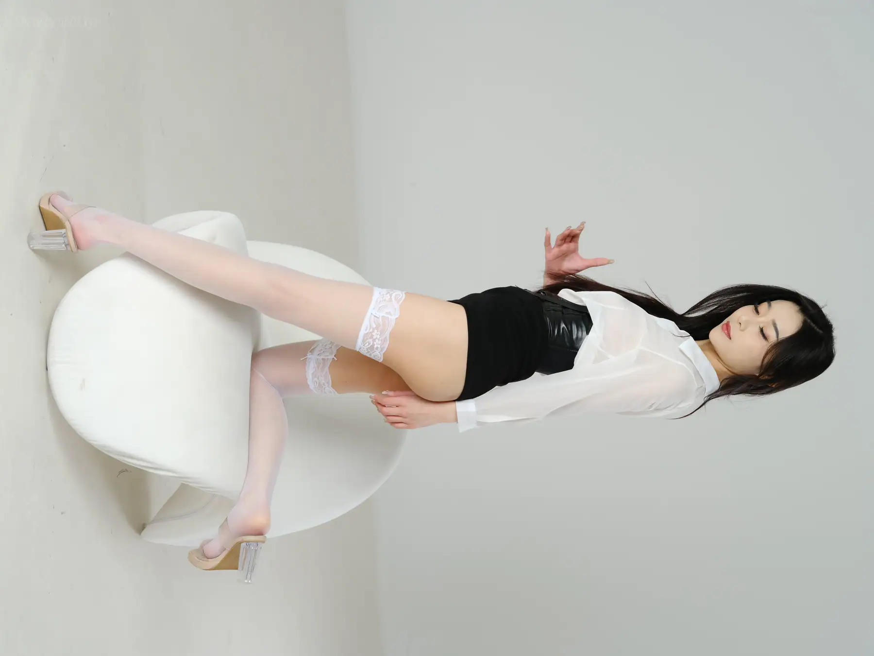 国模 - 李香 2023.12.29 大尺度 私拍 4K(630P_1.7G) - 国模 - 李香 2023