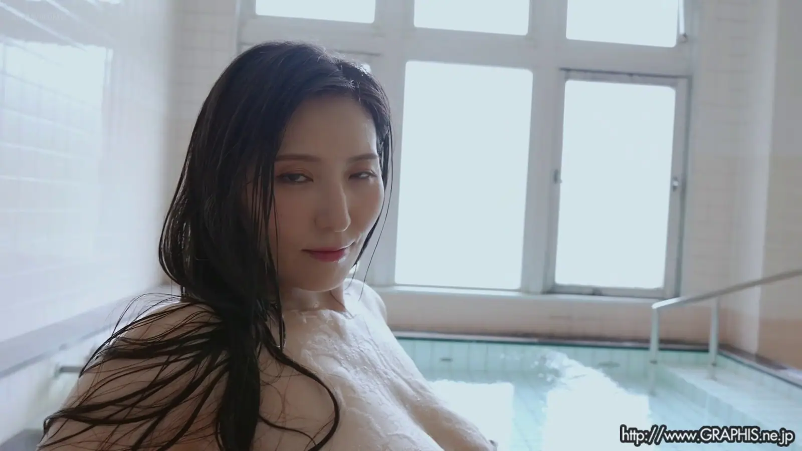 Shiina Yuna (椎名ゆな) - [Graphis Gals] 『 Sultry Woman 』 MOVIE 06(18P+1V_308.0M) - Shiina Yuna (椎名ゆな) - [Graphis Gals] 『 Sultry Woman 』 MOVIE 06(18P+1V_308