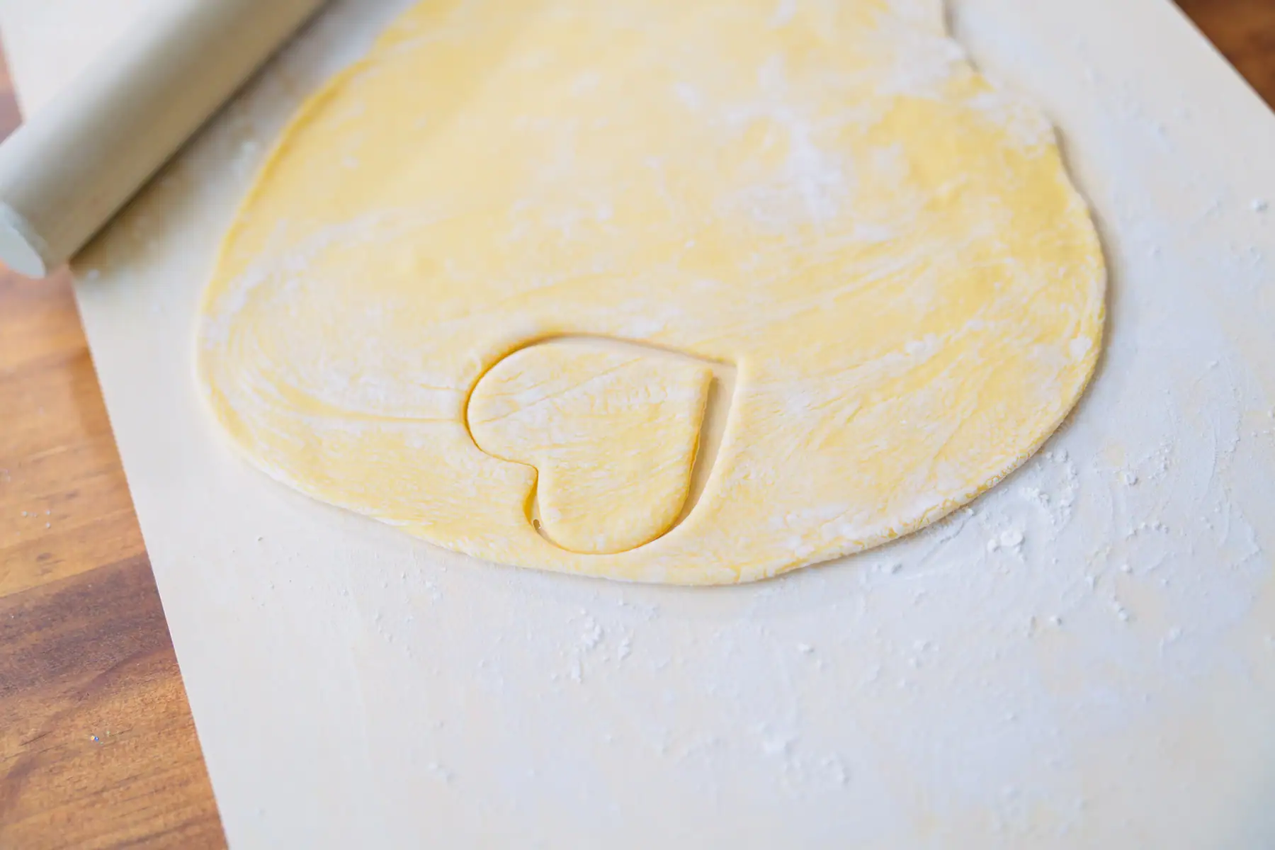 けん研(けんけん) - 【DL】eat me! 誕生日記念写真集_829599(101P_356.0M) - けん研(けんけん) - 【DL】eat me! 誕生日記念写真集_829599(101P_356