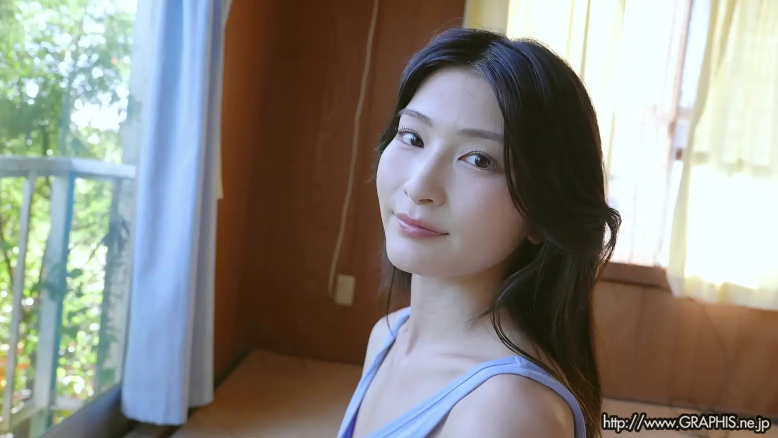 Suzu Honjo(本庄鈴) - [Graphis Gals]『 Devine 』 MOVIE 01(10P+1V_297.8M) - Suzu Honjo(本庄鈴) - [Graphis Gals]『 Devine 』 MOVIE 01(10P+1V_297