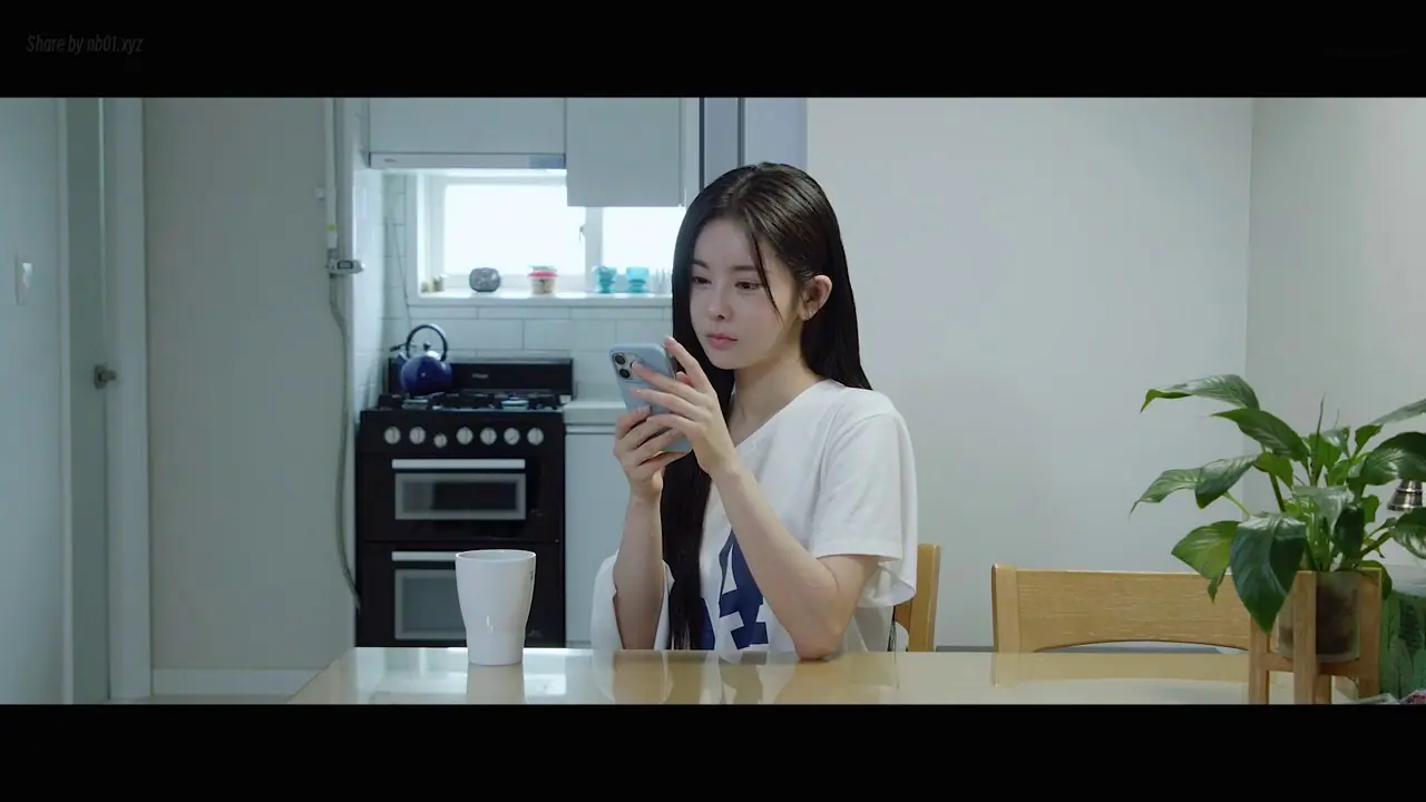 사이공 선셋 (2025)(33P+1V_2.2G) - 사이공 선셋 (2025)(33P+1V_2