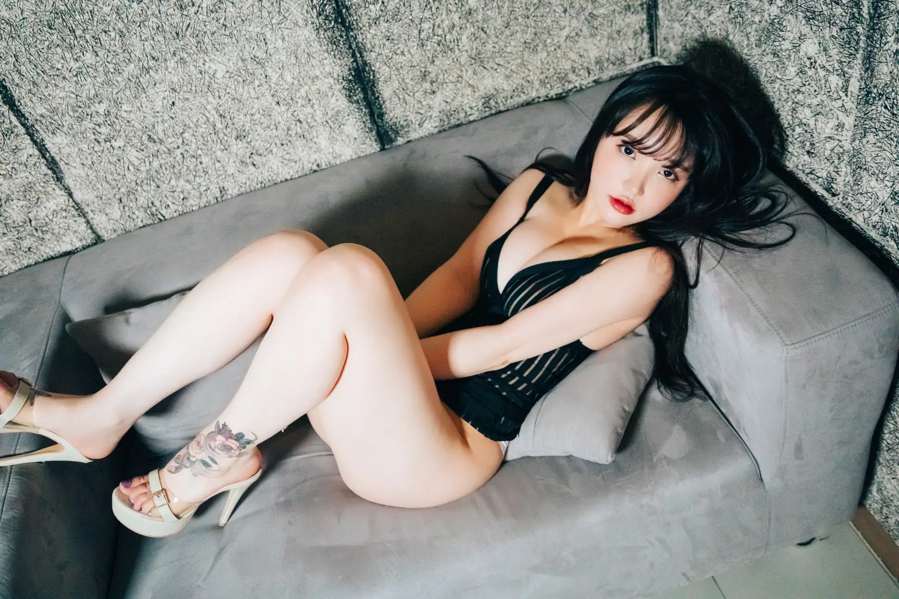 [Loozy]Son Ye-Eun (손예은) - Player + S.Ver(154P_1.2G) - player_nb01