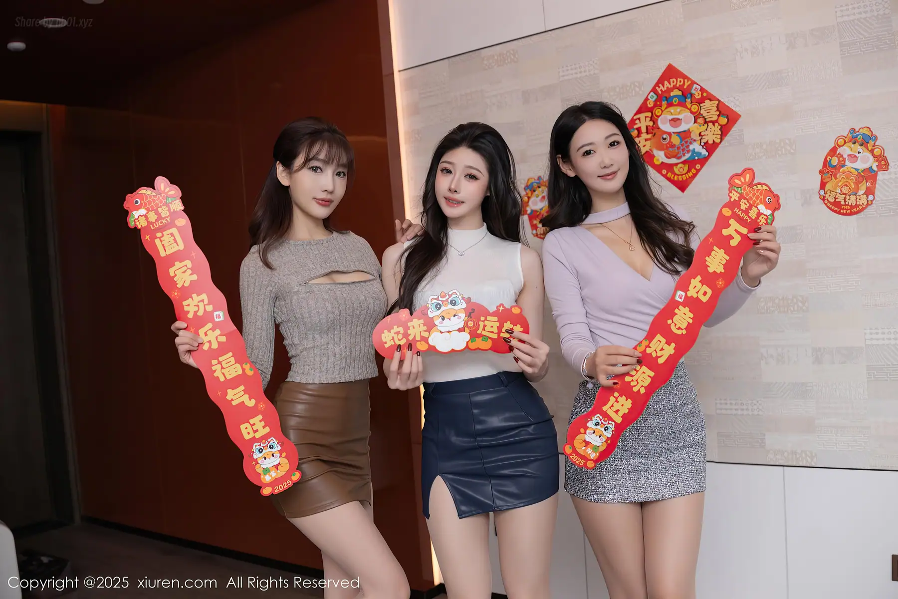 XIUREN No.9832 小逗逗 & Tang An Qi(唐安琪) & Lu Xuan Xuan(陆萱萱)(79P_132.6M) - XIUREN No