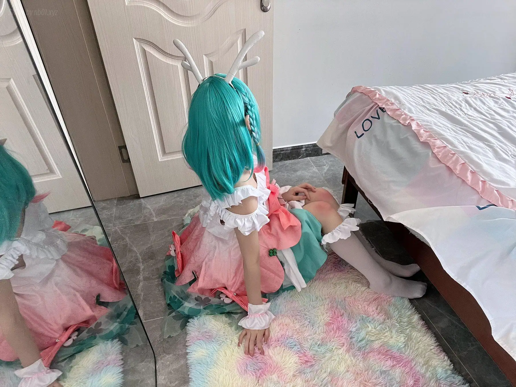 兔三岁(ss8888t) - 高颜小仙女 被怪叔叔骗到酒店无套中出(64P+66V_3.0G) - 兔三岁(ss8888t) - 高颜小仙女 被怪叔叔骗到酒店无套中出(64P+66V_3