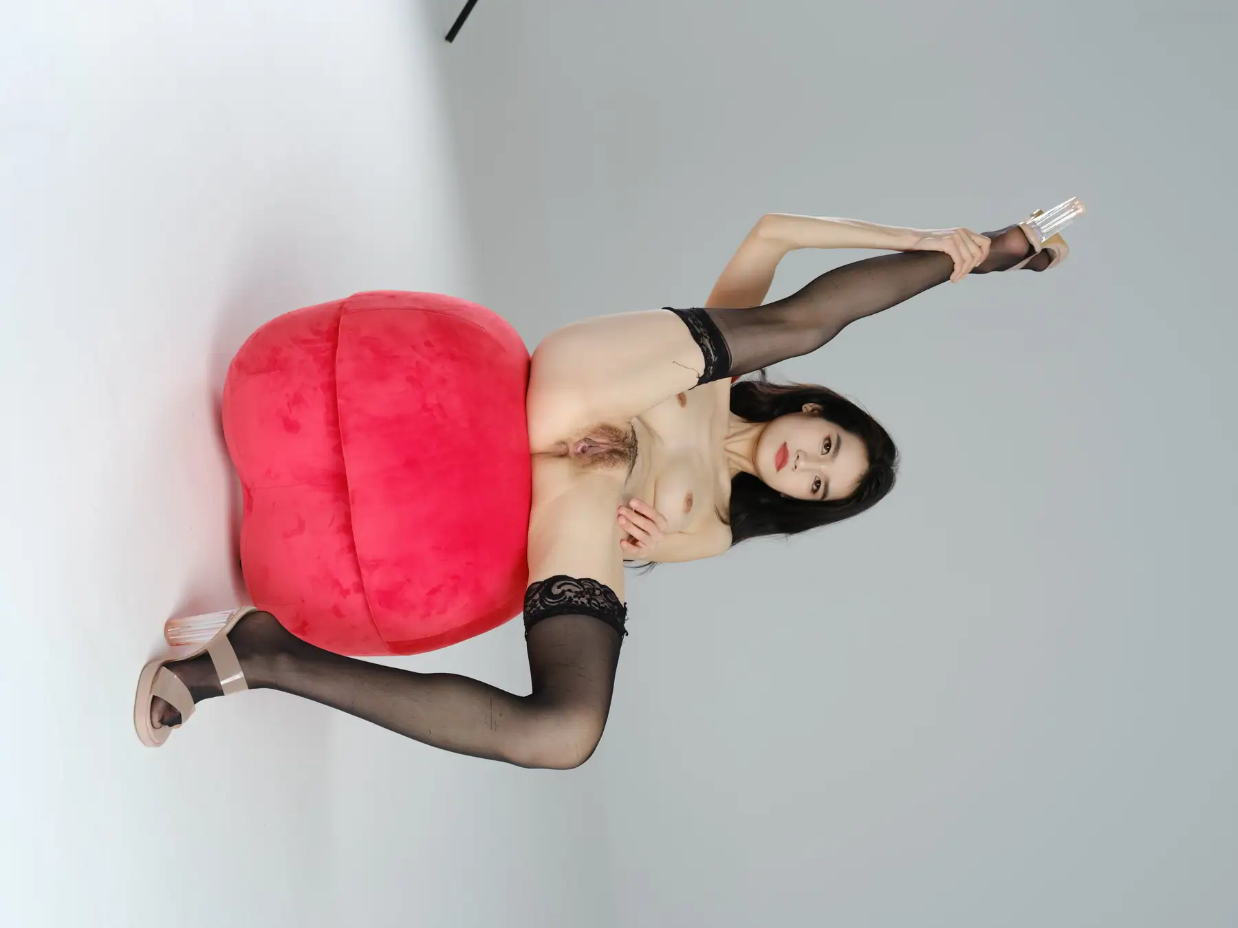 国模 - 依扎娜 大尺度 一字馬 私拍 4K(640P_1.3G) - 国模 - 依扎娜 大尺度 一字馬 私拍 4K(640P_1