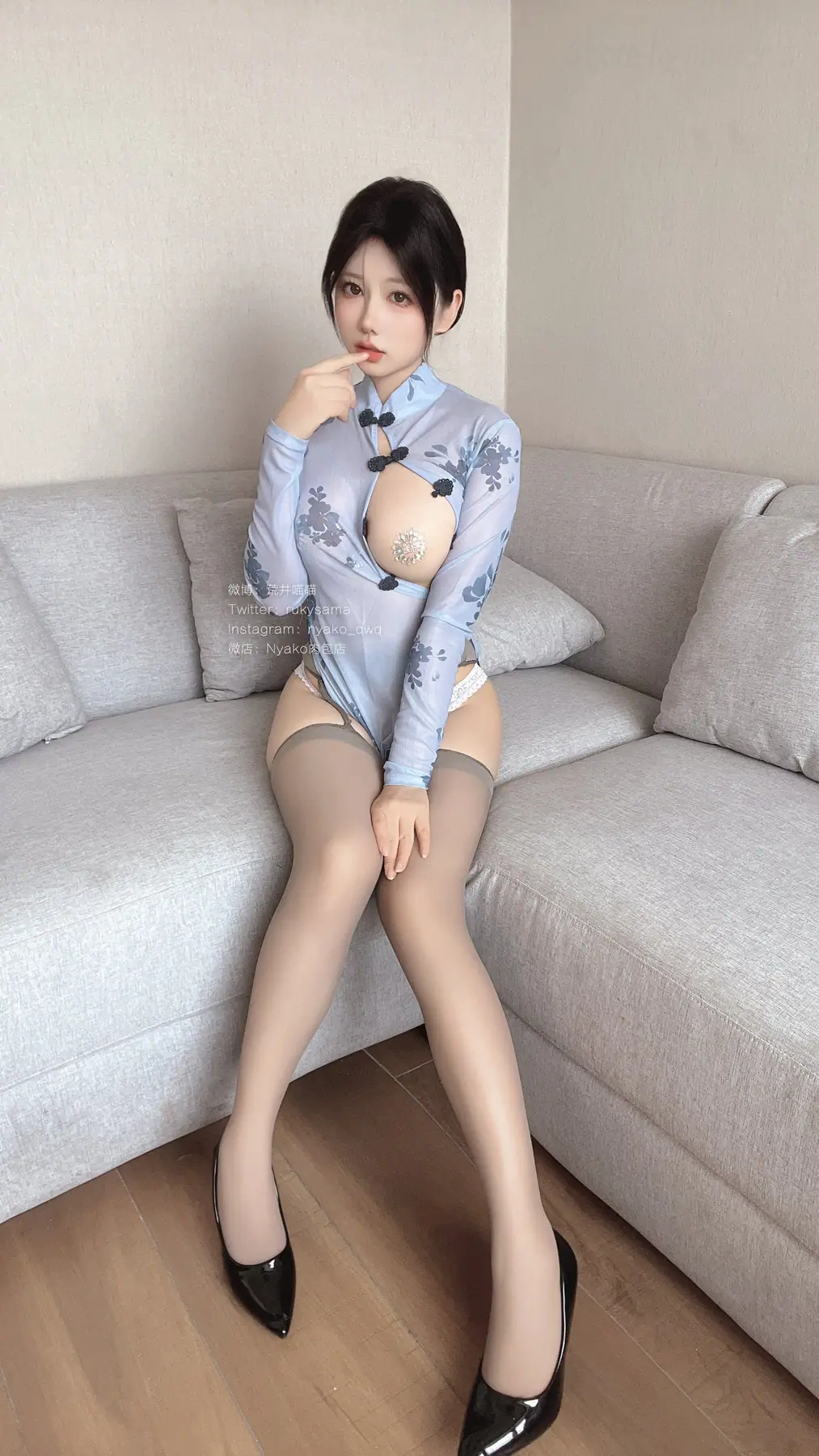 Nyako喵子 - 自撮り31 灰丝旗袍(55P+1V_481.3M) Nyako喵子 - 自撮り31 灰丝旗袍(55P+1V_481.3M)_nb01.xyz_0003 图片2