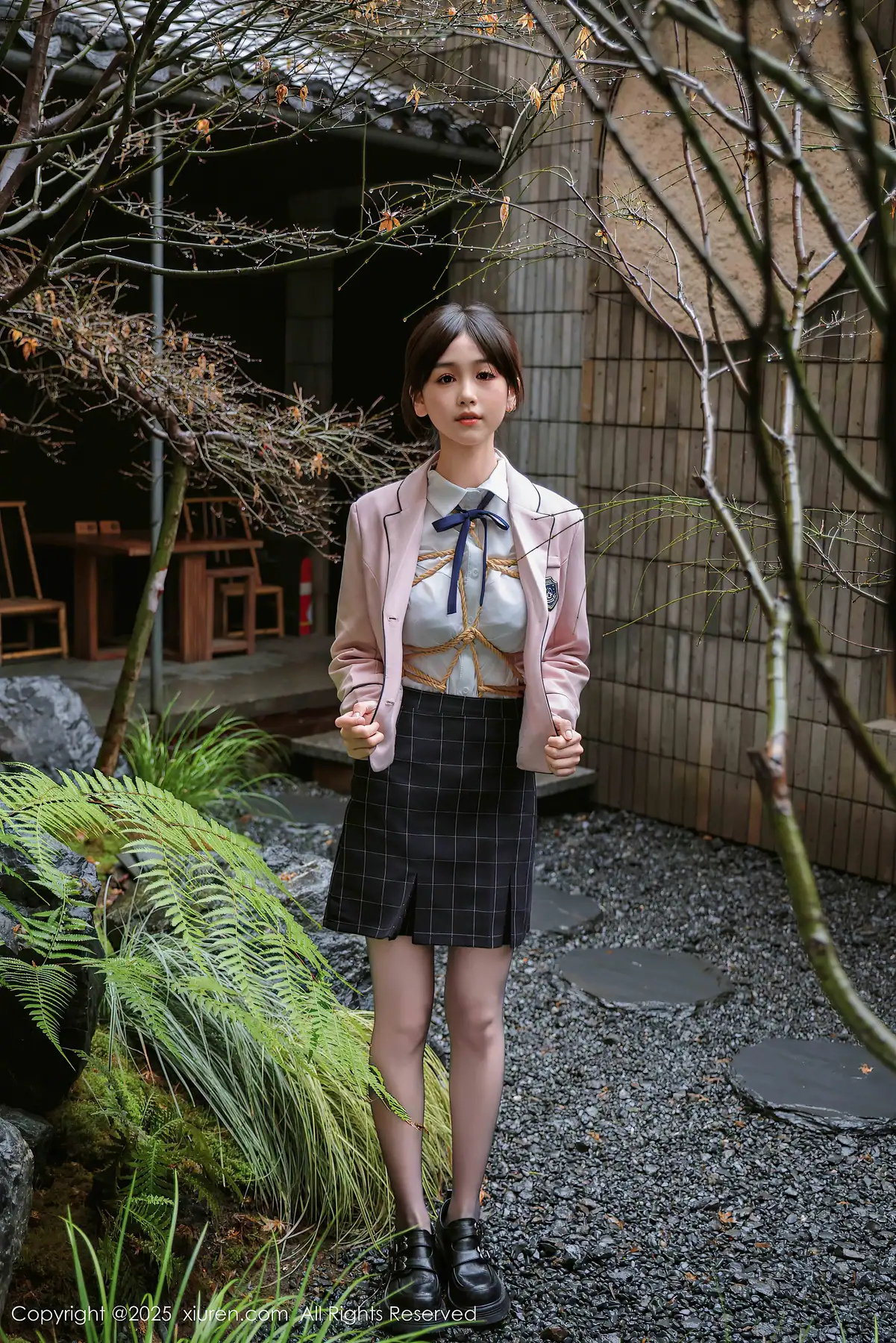 XIUREN No.9949 奶芙乔乔(73P_124.1M) - XIUREN No