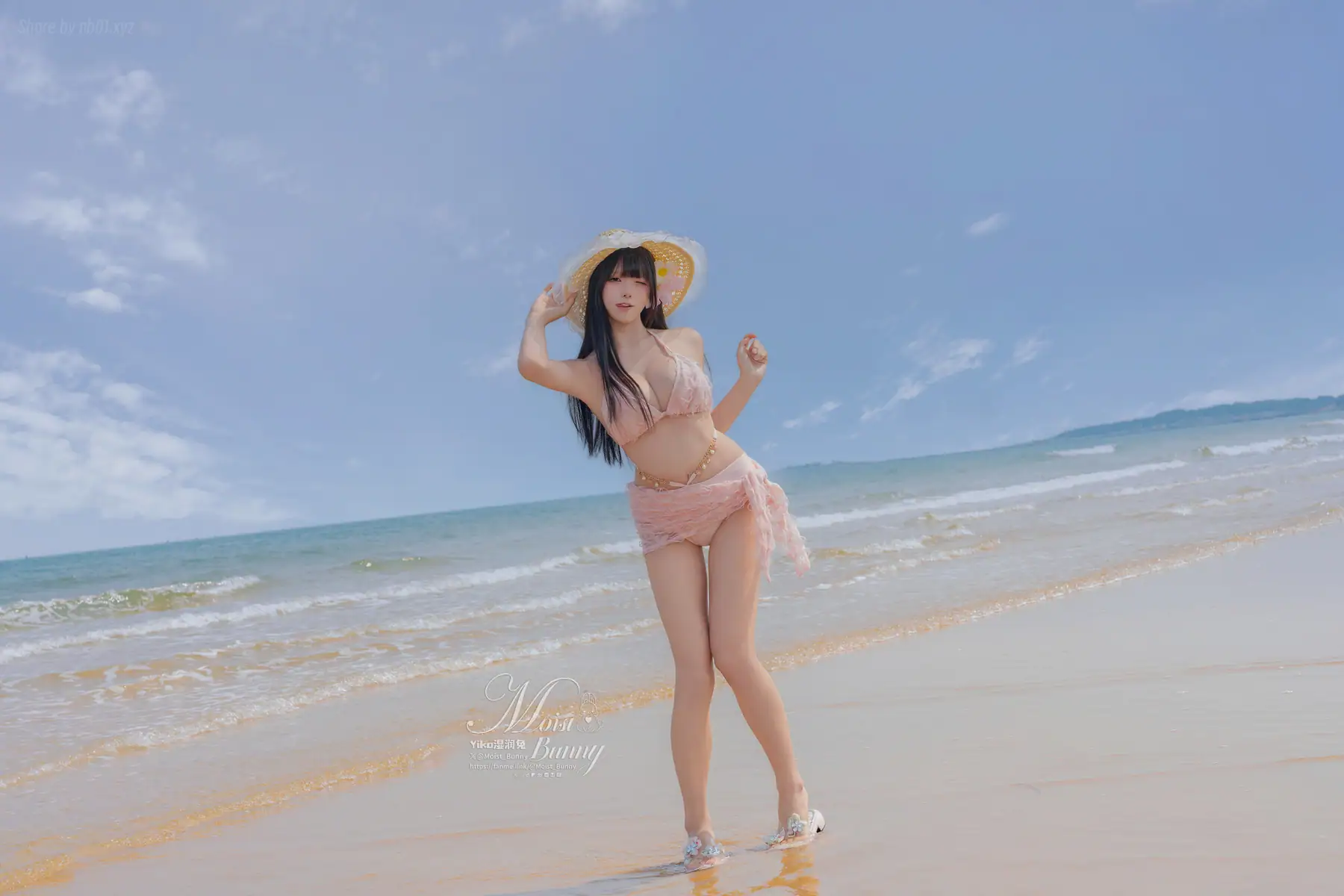 咬一口兔娘 - 2025-07月作品_粉红假日(97P+3V_968.7M) 咬一口兔娘 - 2025-07月作品_粉红假日(97P+3V_968.7M)_nb01.xyz_0001