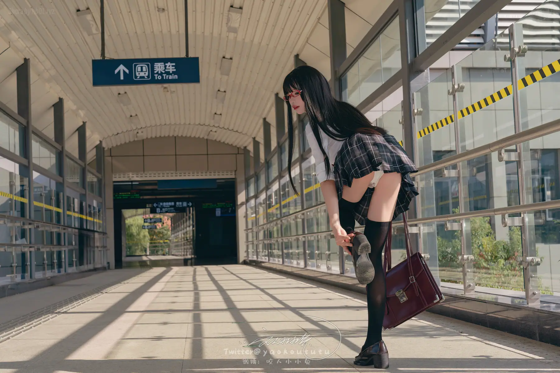 咬人小小兔 - 2023-12月作品_电车惊魂&期待(72P+1V_552.2M) 咬人小小兔 - 2023-12月作品_电车惊魂&期待(72P+1V_552.2M)_nb01.xyz_0062 图片7