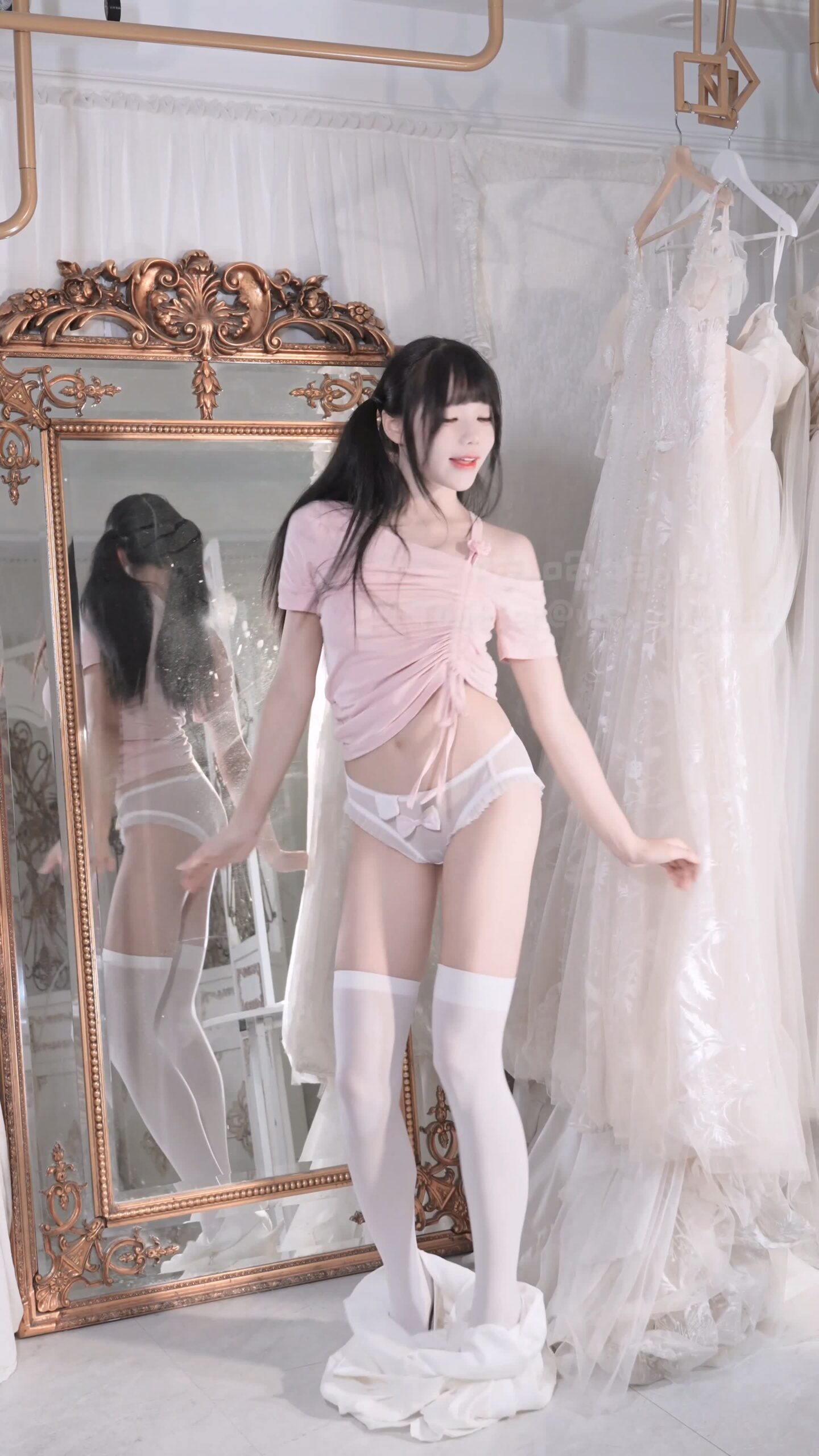 咬一口兔娘 - 盒岛900目标奖励 恋爱告急 咬一口兔娘 - 盒岛900目标奖励 恋爱告急.mp4_20250822_194129.248 图片3