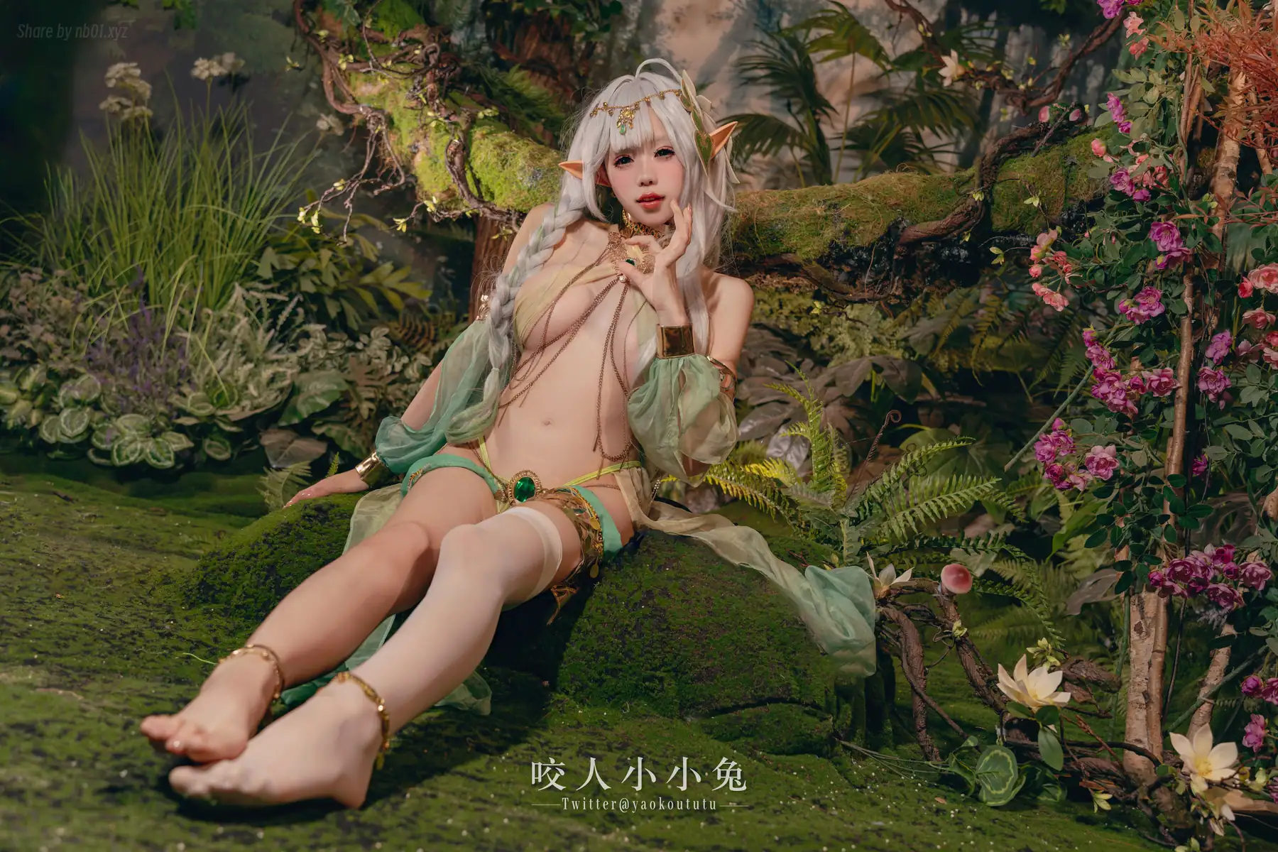 咬人小小兔 - 2023-11月作品_被遗忘的大慈树王&大摆锤(74P+1V_677.2M) 咬人小小兔 - 2023-11月作品_被遗忘的大慈树王&大摆锤(74P+1V_677.2M)_nb01.xyz_0032 图片6