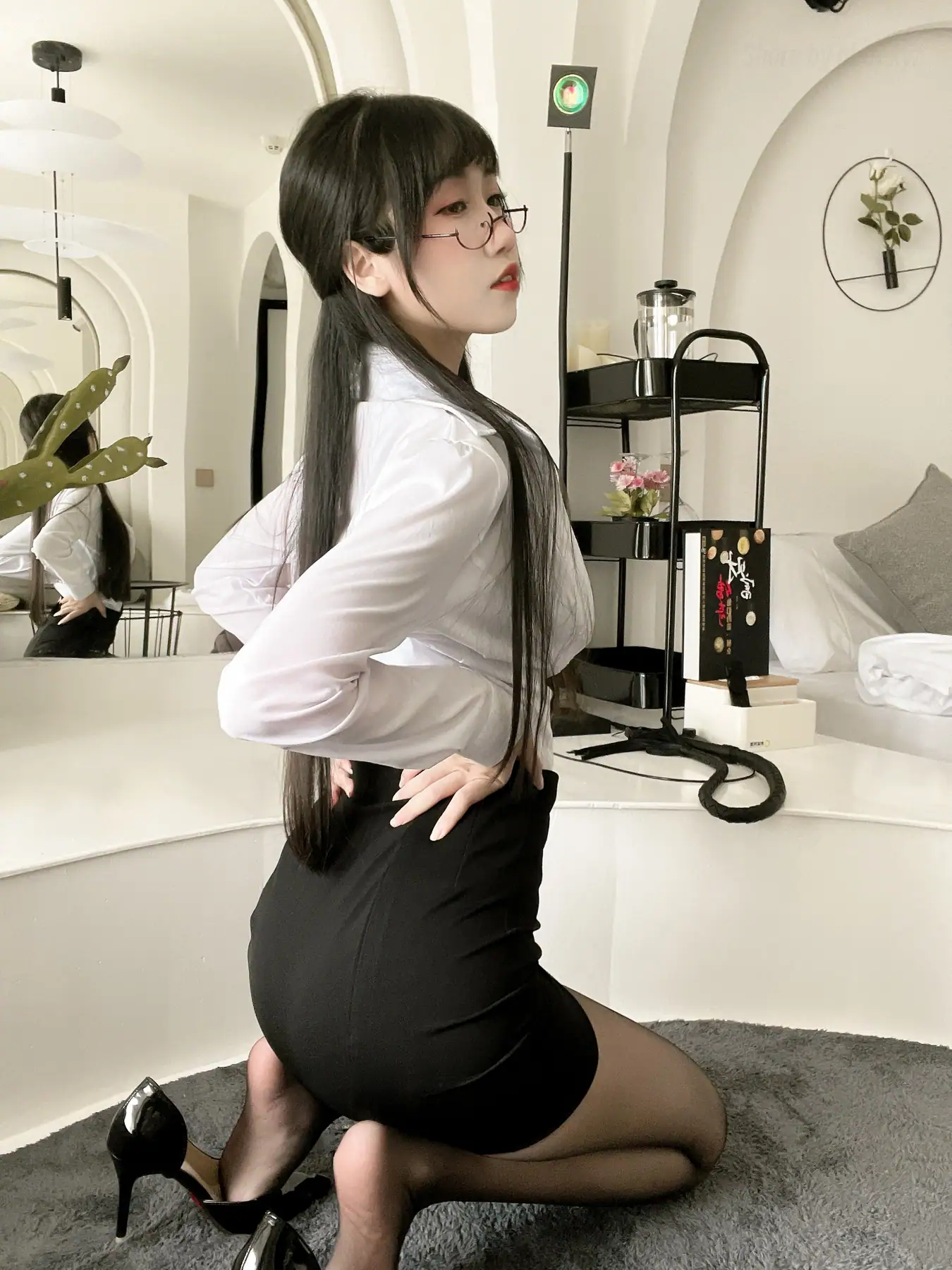 不呆猫 - 黑丝包臀OL(24P+5V_923.1M) 不呆猫 - 黑丝包臀OL(24P+5V_923.1M)_nb01.xyz_0008 图片4