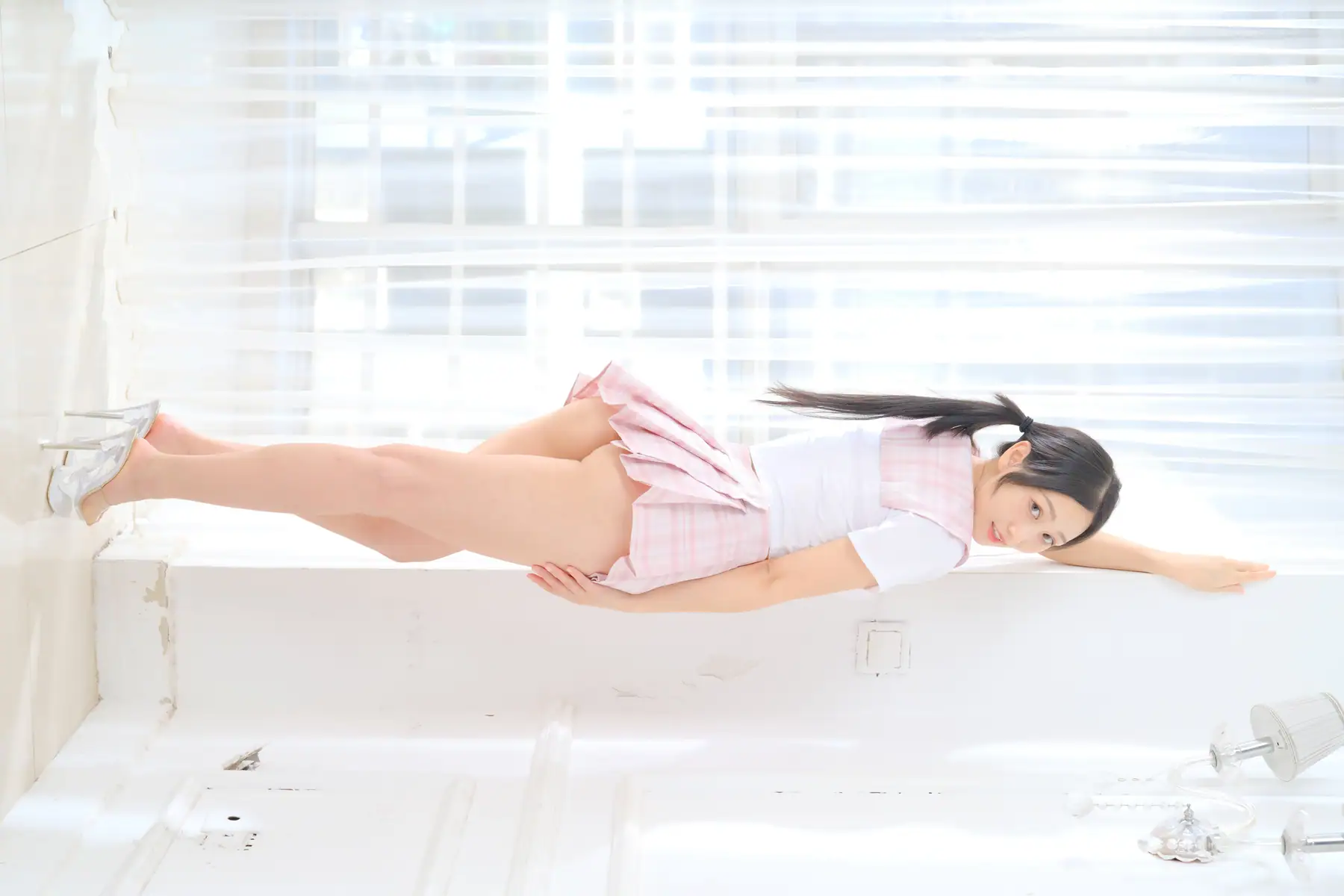 国模 - 子柔 2022.09.19 大尺度 私拍 4K(415P+1V_1.7G) - 国模 - 子柔 2022